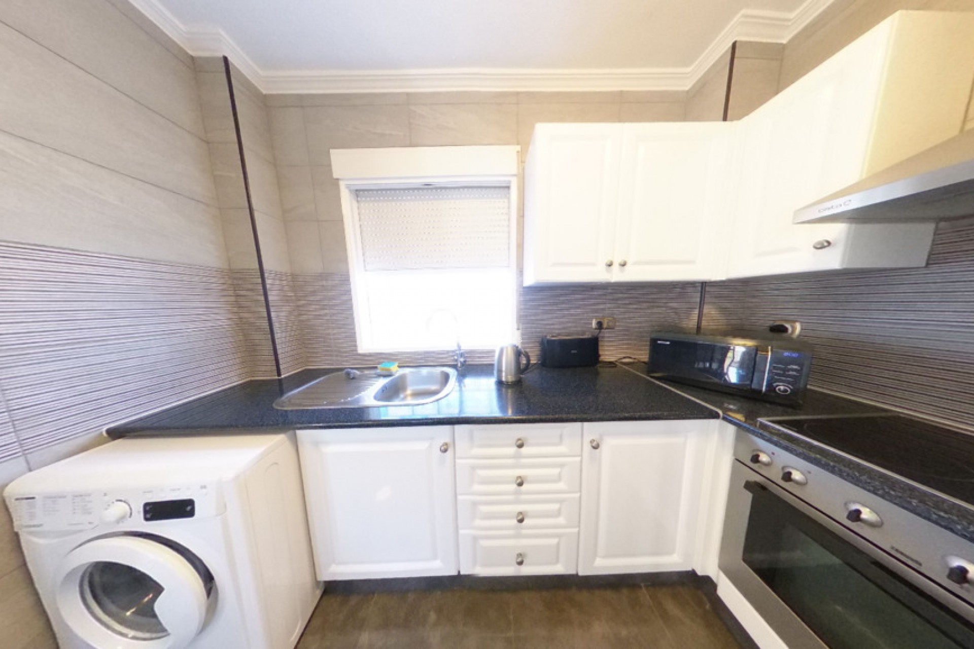 Z drugiej ręki - Villa -
La Zenia - Costa Blanca