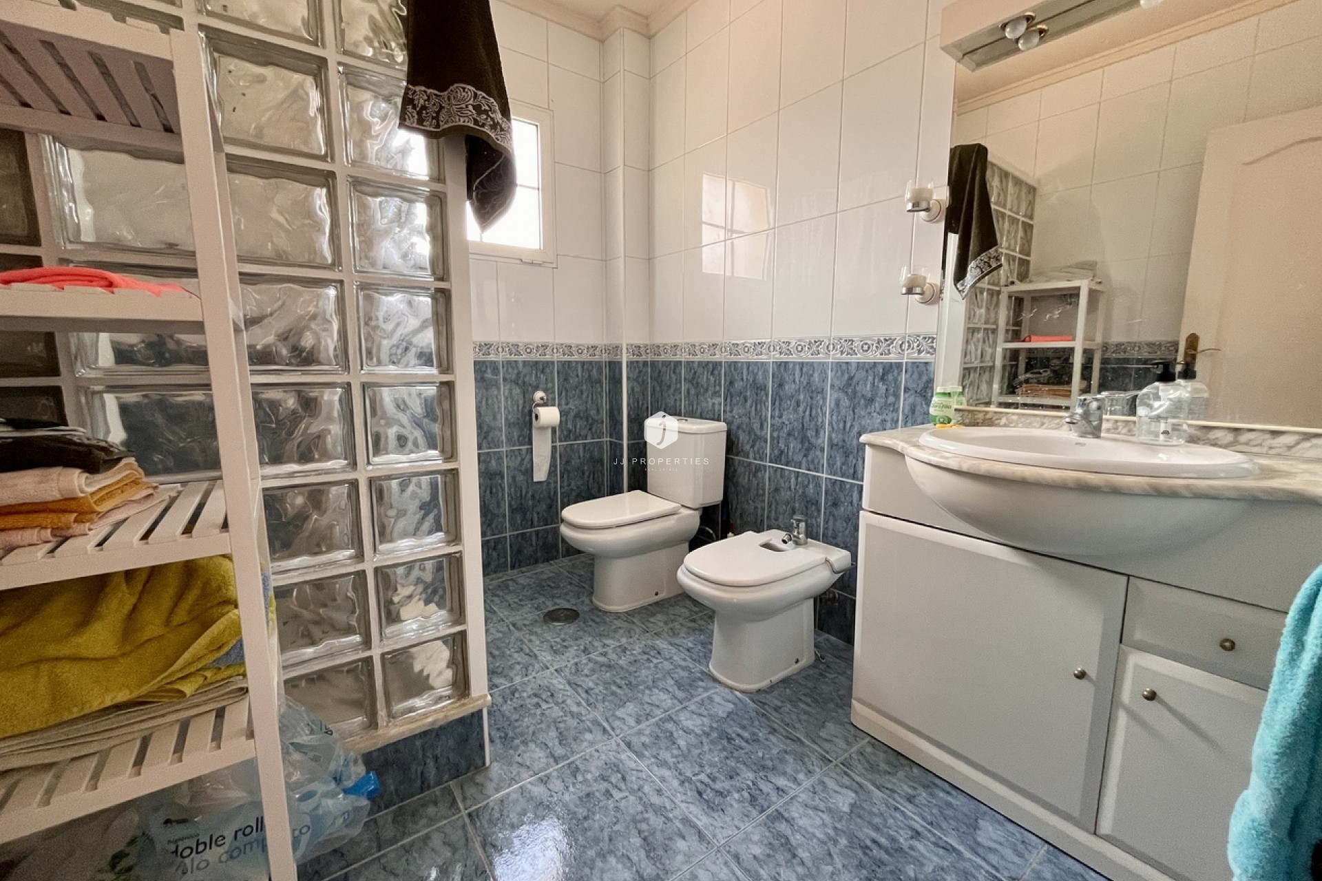 Z drugiej ręki - Villa -
La Zenia - Costa Blanca