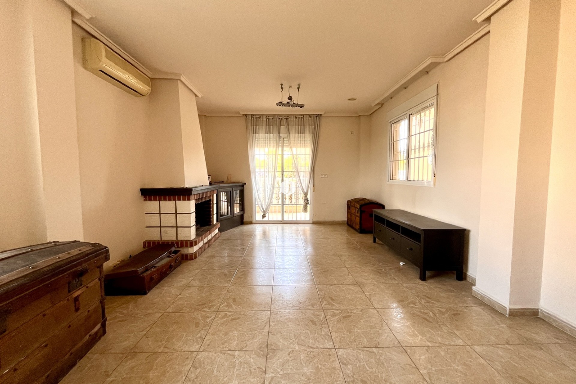 Z drugiej ręki - Villa -
La Zenia - Costa Blanca