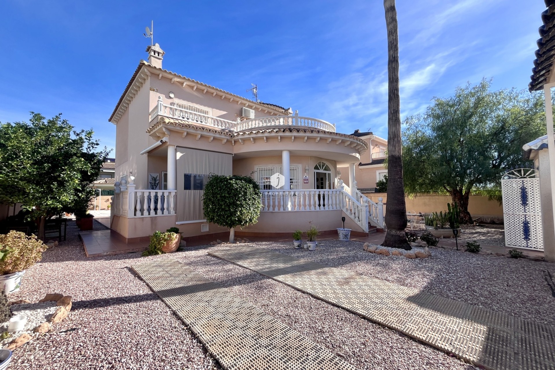 Z drugiej ręki - Villa -
La Zenia - Costa Blanca