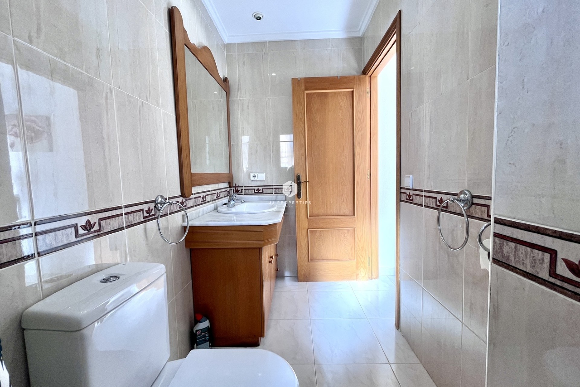 Z drugiej ręki - Villa -
La Zenia - Costa Blanca