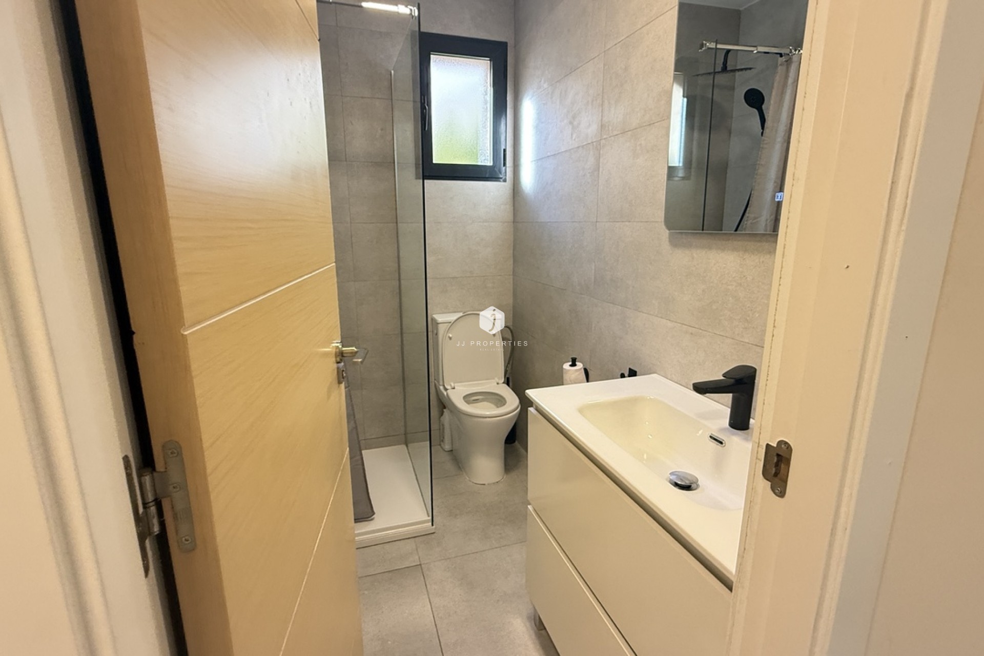 Z drugiej ręki - Villa -
La Zenia - Costa Blanca