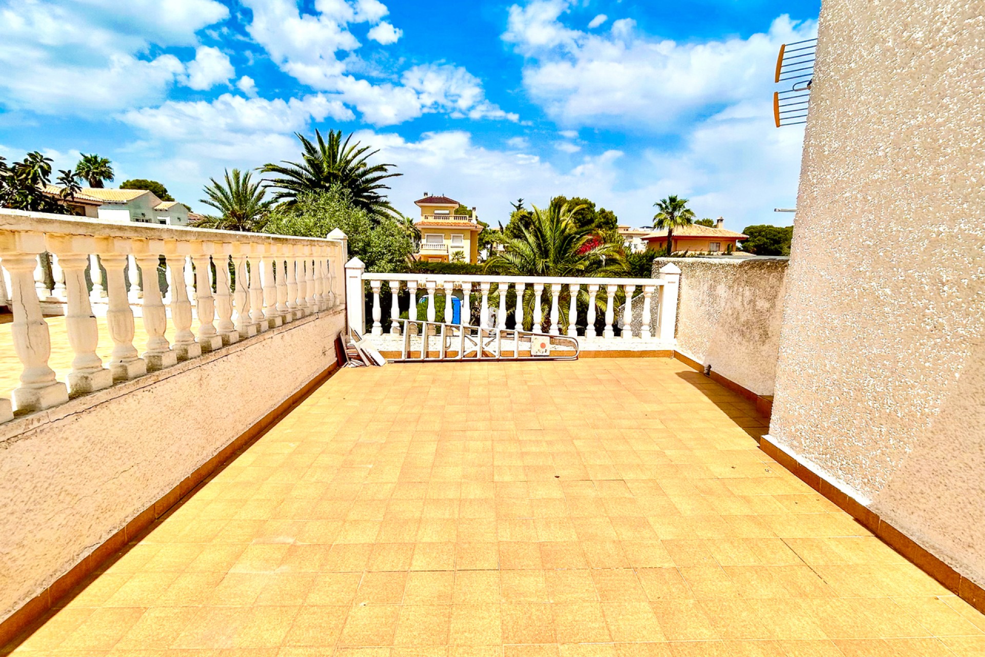 Z drugiej ręki - Villa -
La Zenia - Costa Blanca