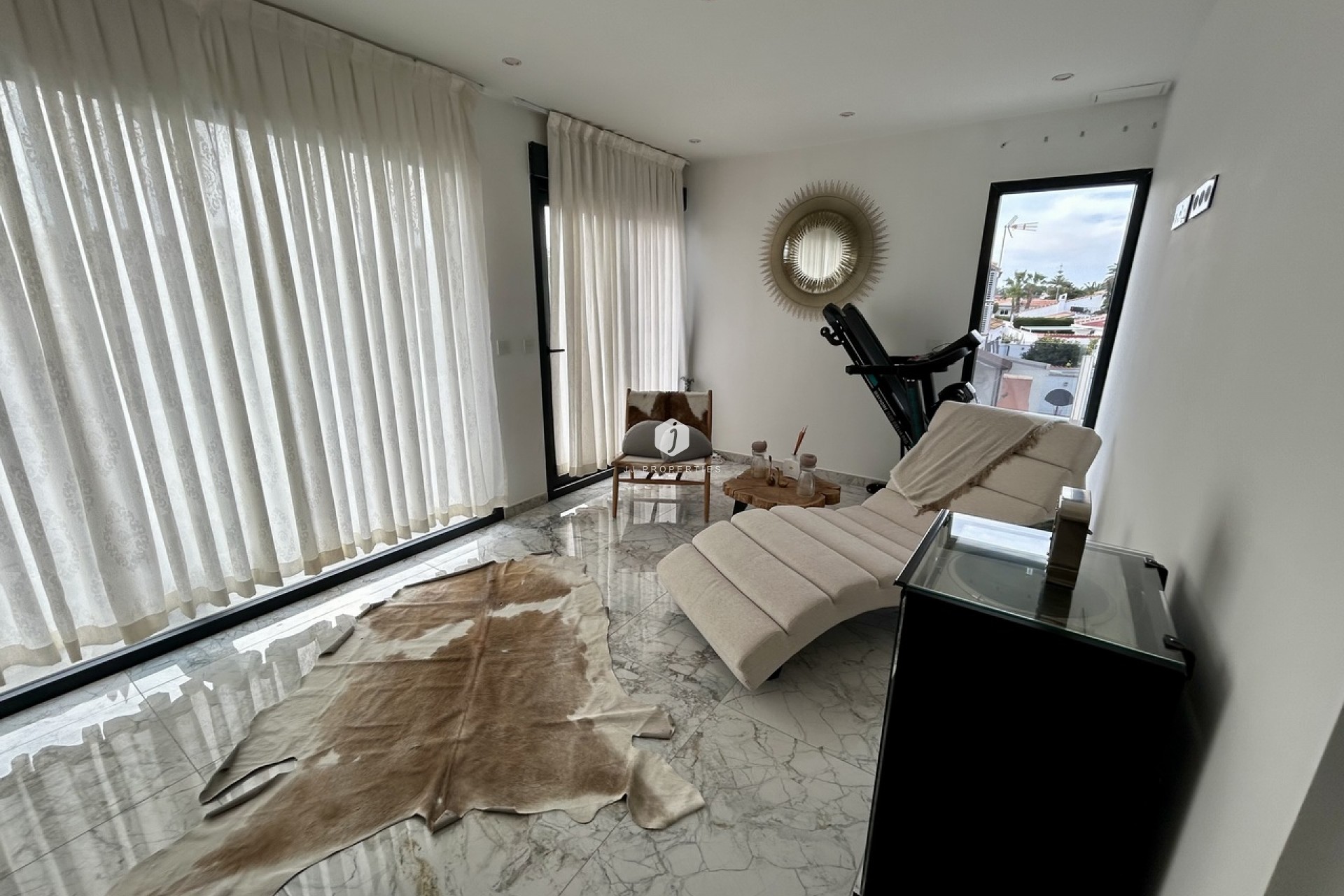 Z drugiej ręki - Villa -
Los Balcones - Costa Blanca