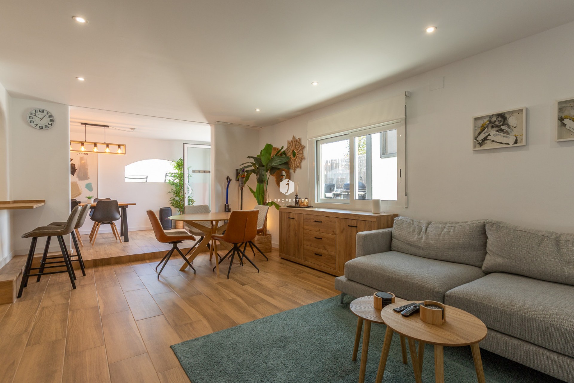 Z drugiej ręki - Villa -
Los Balcones - Costa Blanca