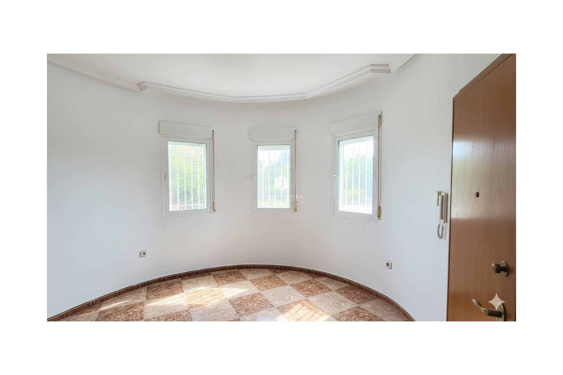 Z drugiej ręki - Villa -
Los Balcones - Costa Blanca