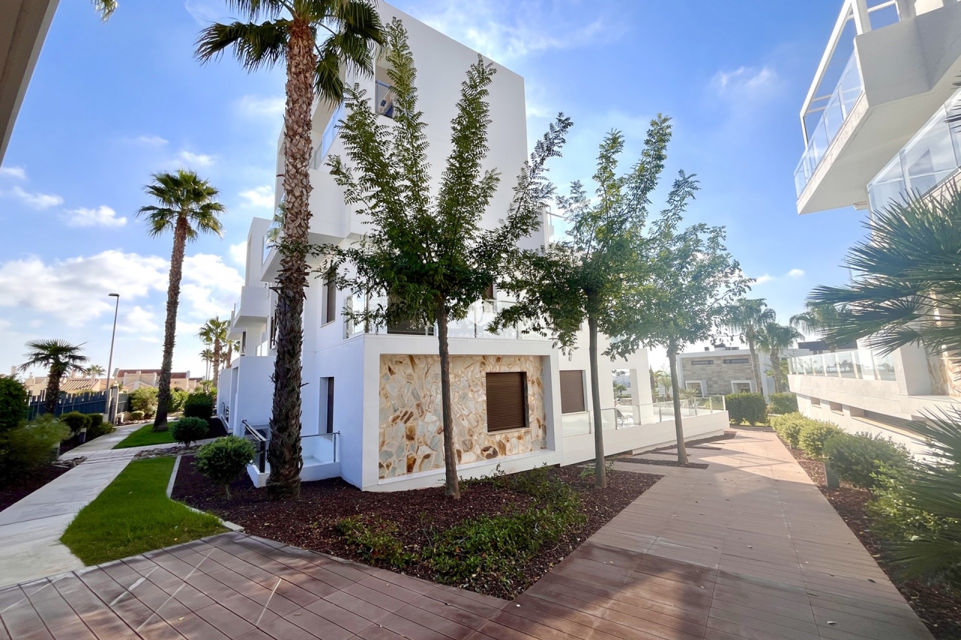 Z drugiej ręki - Villa -
Los Dolses - Inland