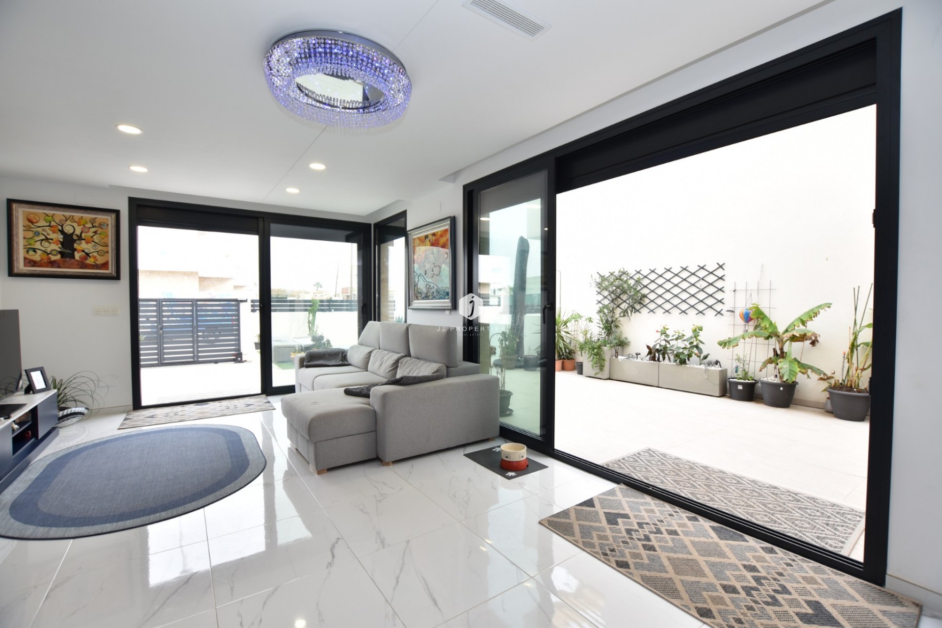 Z drugiej ręki - Villa -
Los Montesinos - Costa Blanca