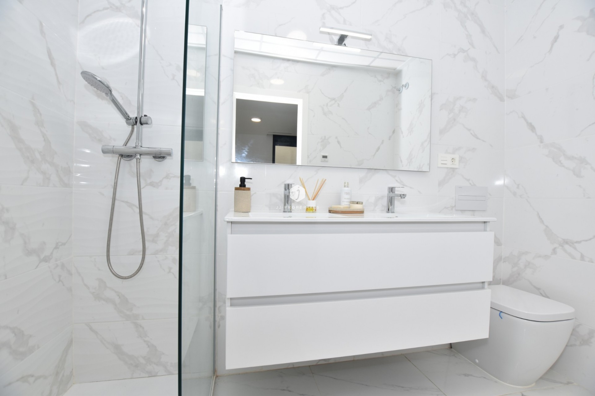 Z drugiej ręki - Villa -
Los Montesinos - Costa Blanca