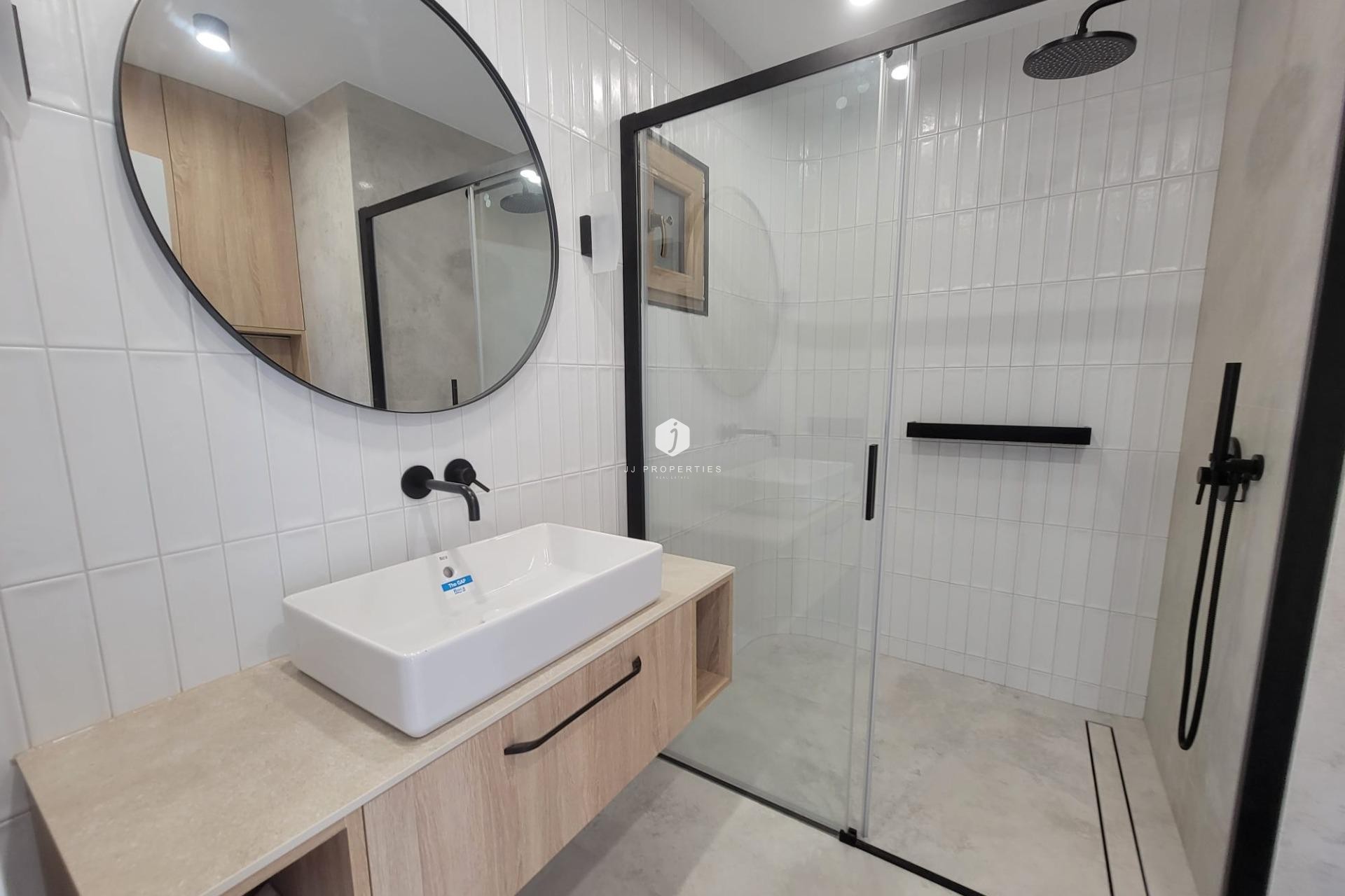 Z drugiej ręki - Villa -
Orihuela Costa - Cabo Roig