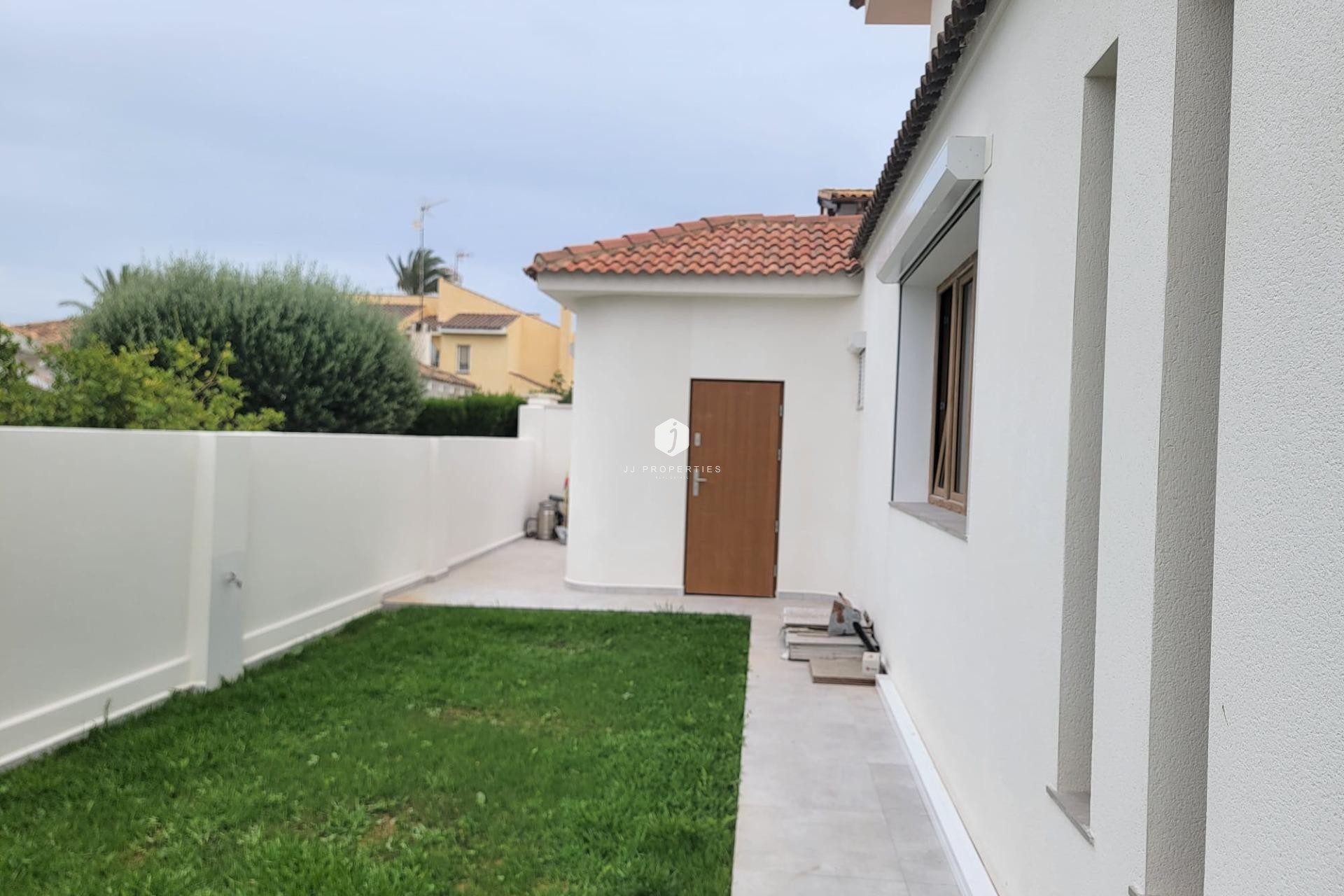 Z drugiej ręki - Villa -
Orihuela Costa - Cabo Roig