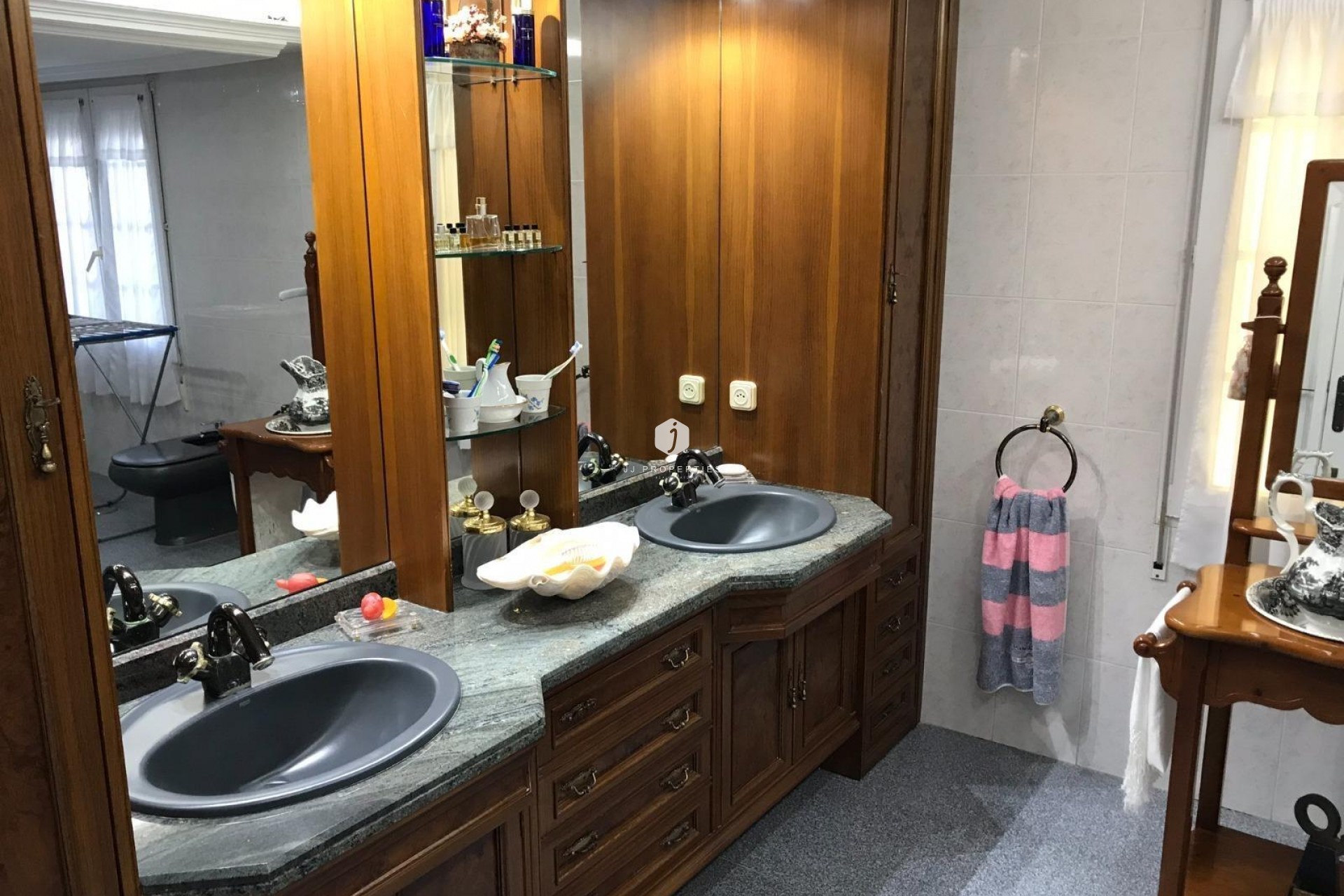 Z drugiej ręki - Villa -
Orihuela Costa - Cabo Roig