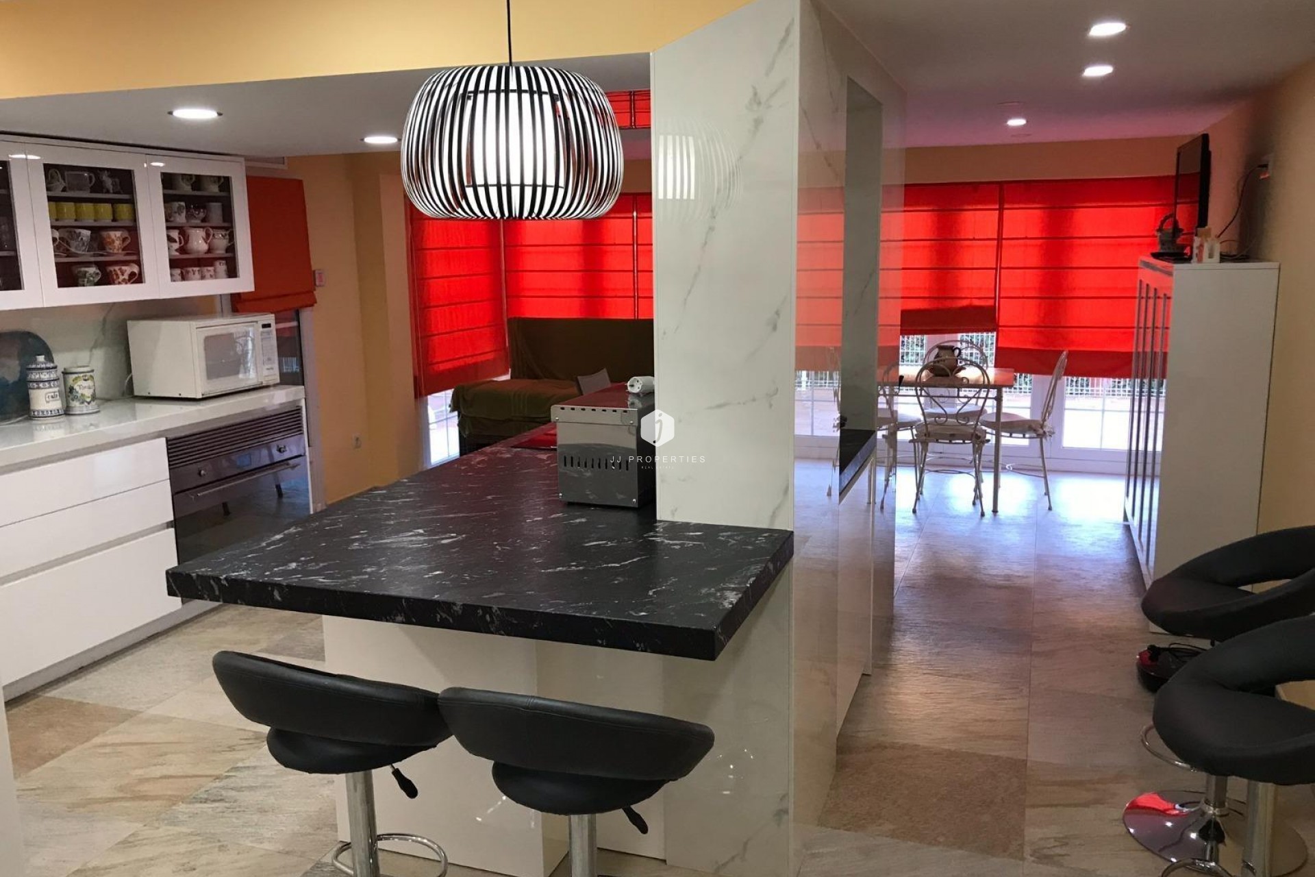 Z drugiej ręki - Villa -
Orihuela Costa - Cabo Roig