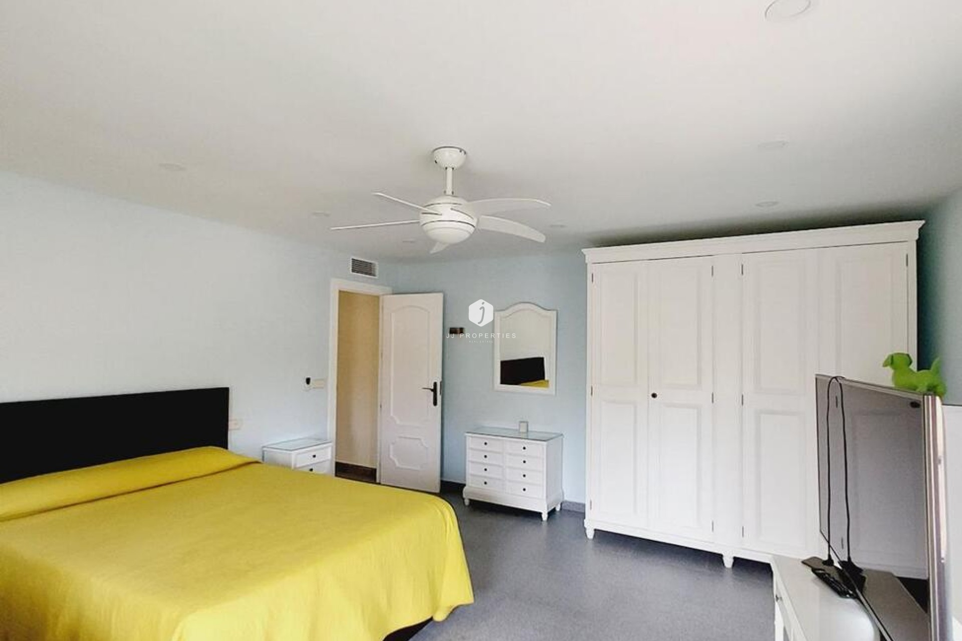 Z drugiej ręki - Villa -
Orihuela Costa - Cabo Roig