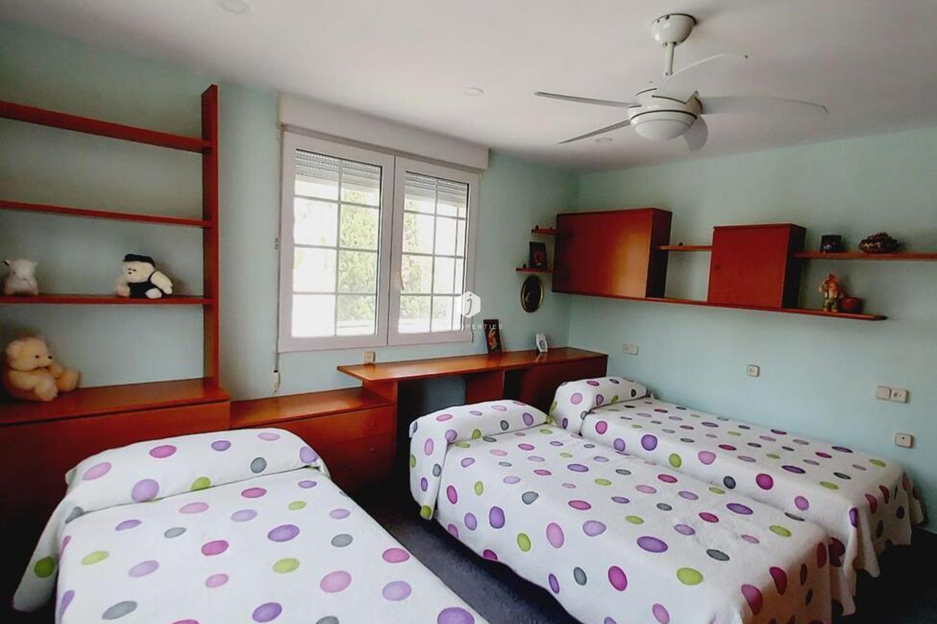 Z drugiej ręki - Villa -
Orihuela Costa - Cabo Roig