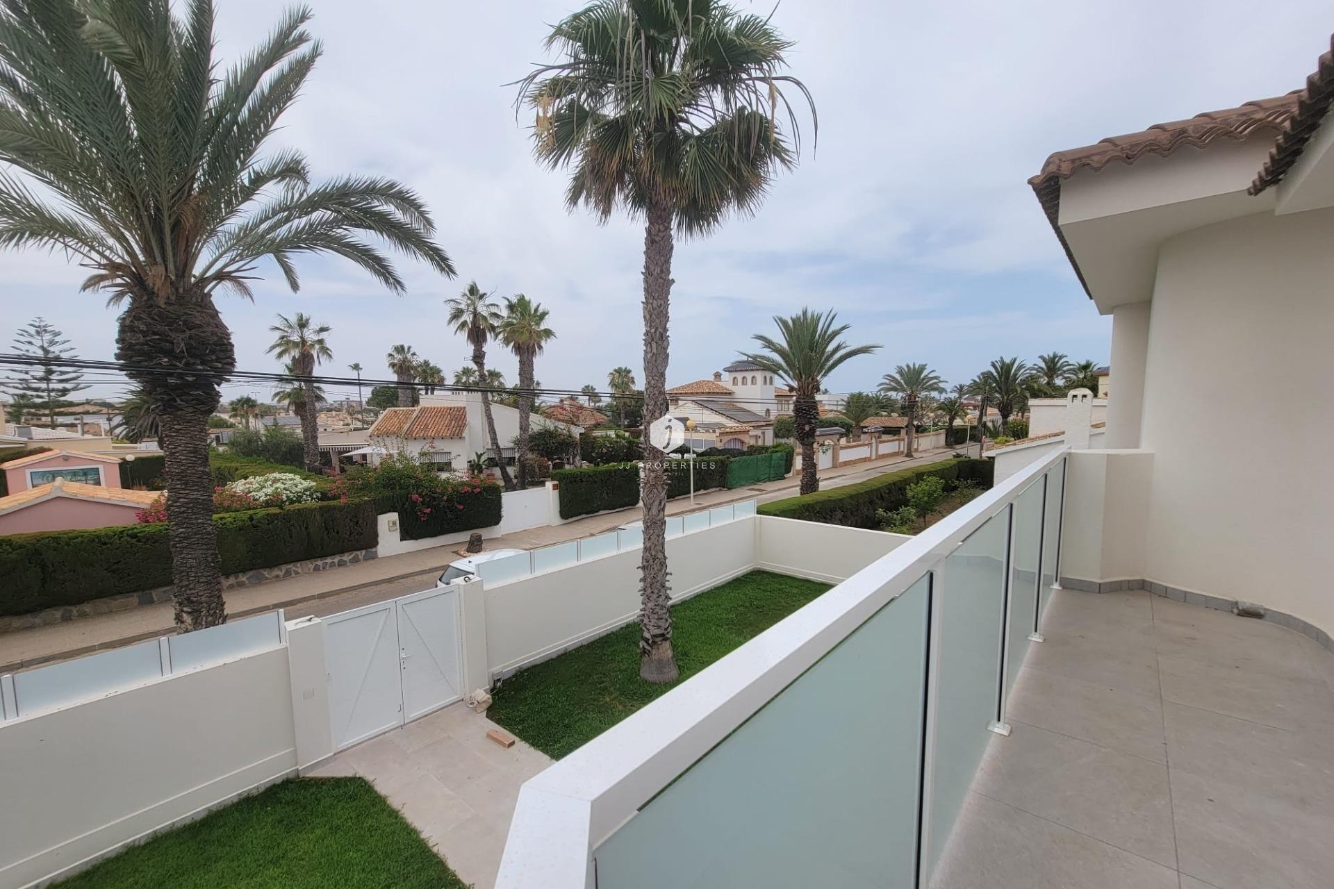 Z drugiej ręki - Villa -
Orihuela Costa - Cabo Roig