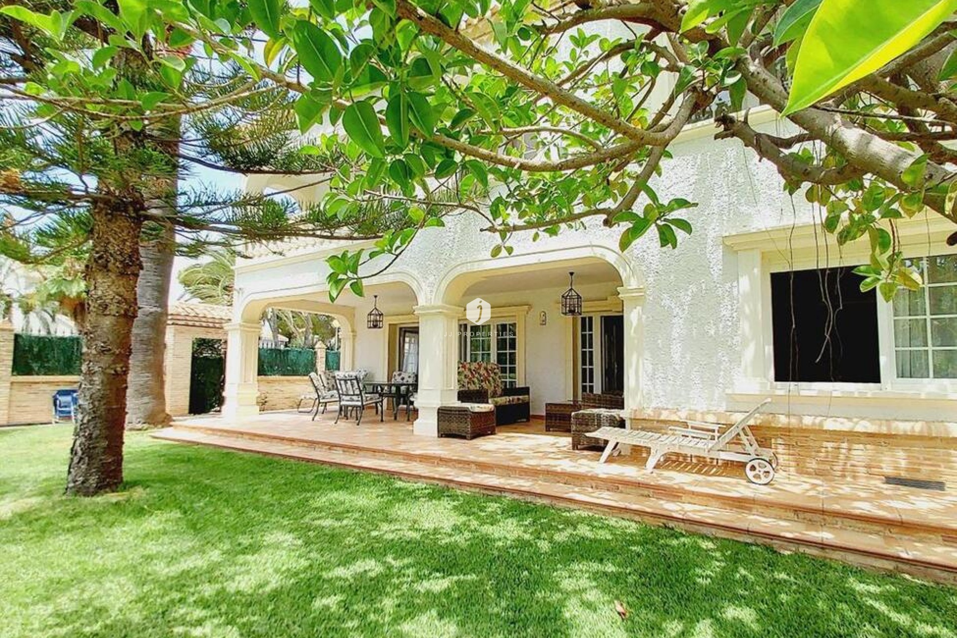 Z drugiej ręki - Villa -
Orihuela Costa - Cabo Roig