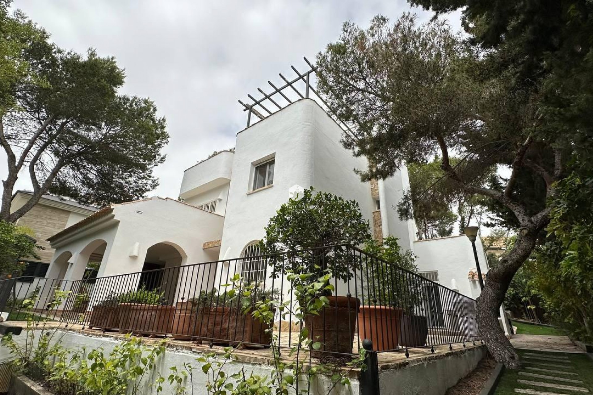 Z drugiej ręki - Villa -
Orihuela Costa - Campoamor
