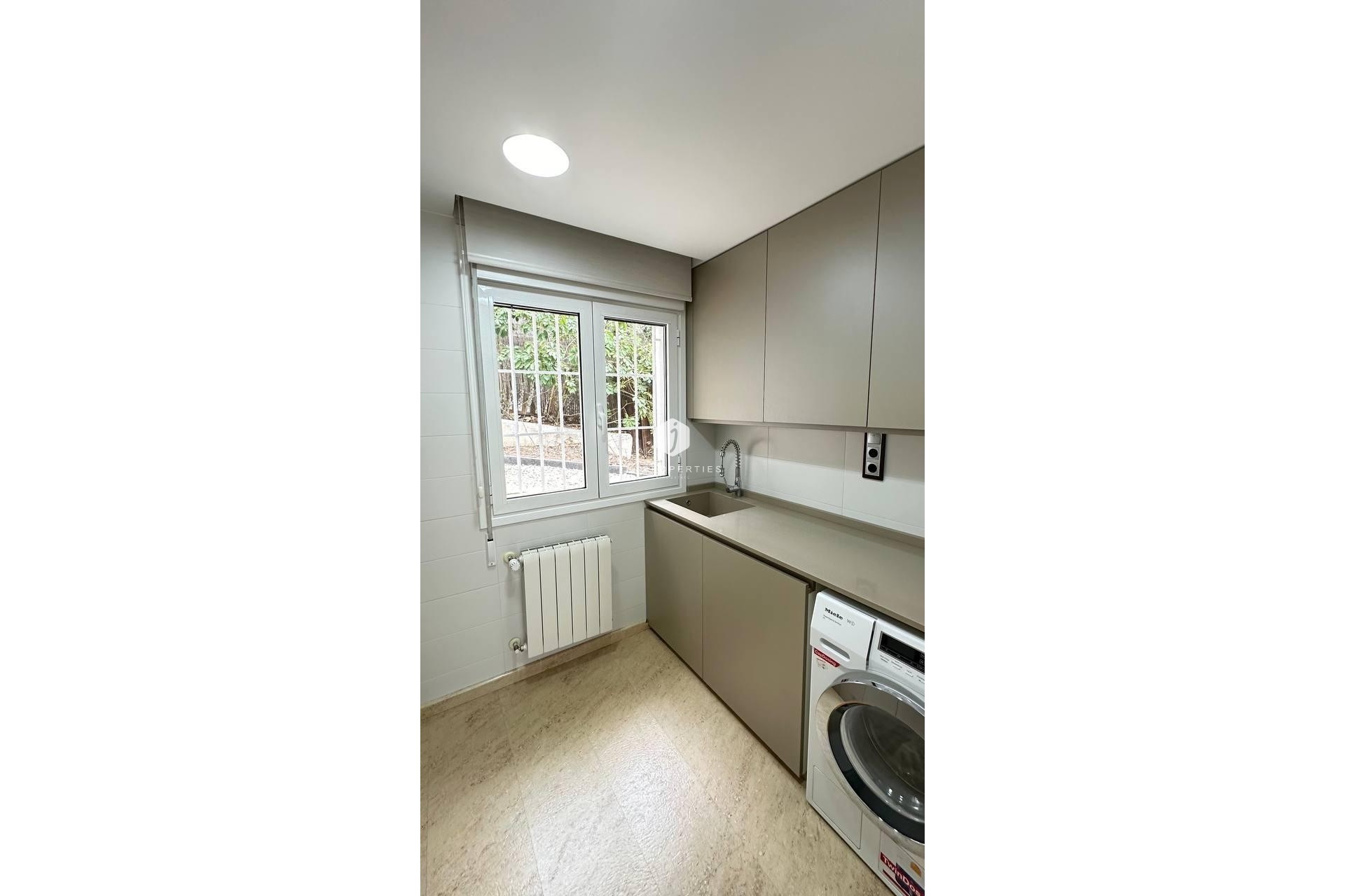 Z drugiej ręki - Villa -
Orihuela Costa - Campoamor