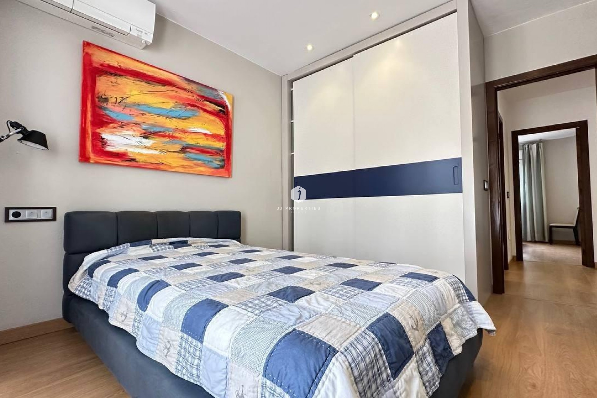 Z drugiej ręki - Villa -
Orihuela Costa - Campoamor