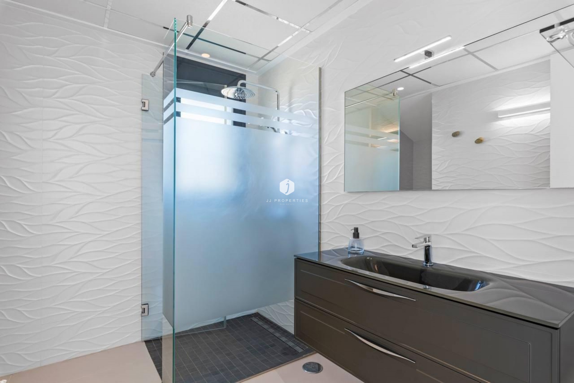 Z drugiej ręki - Villa -
Orihuela Costa - Campoamor