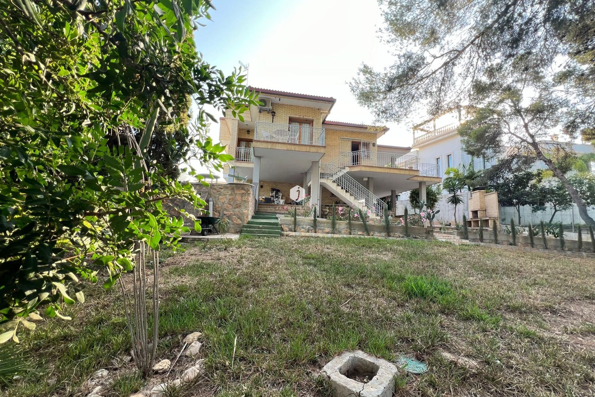 Z drugiej ręki - Villa -
Orihuela Costa - Campoamor