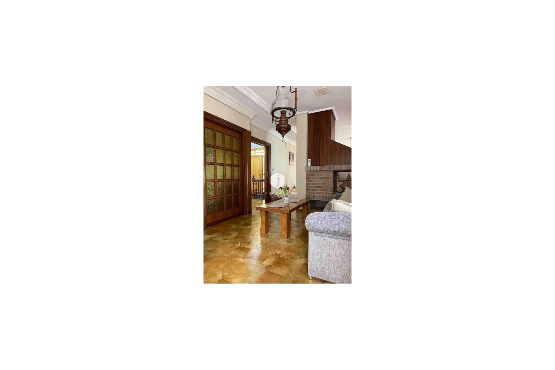 Z drugiej ręki - Villa -
Orihuela Costa - Campoamor