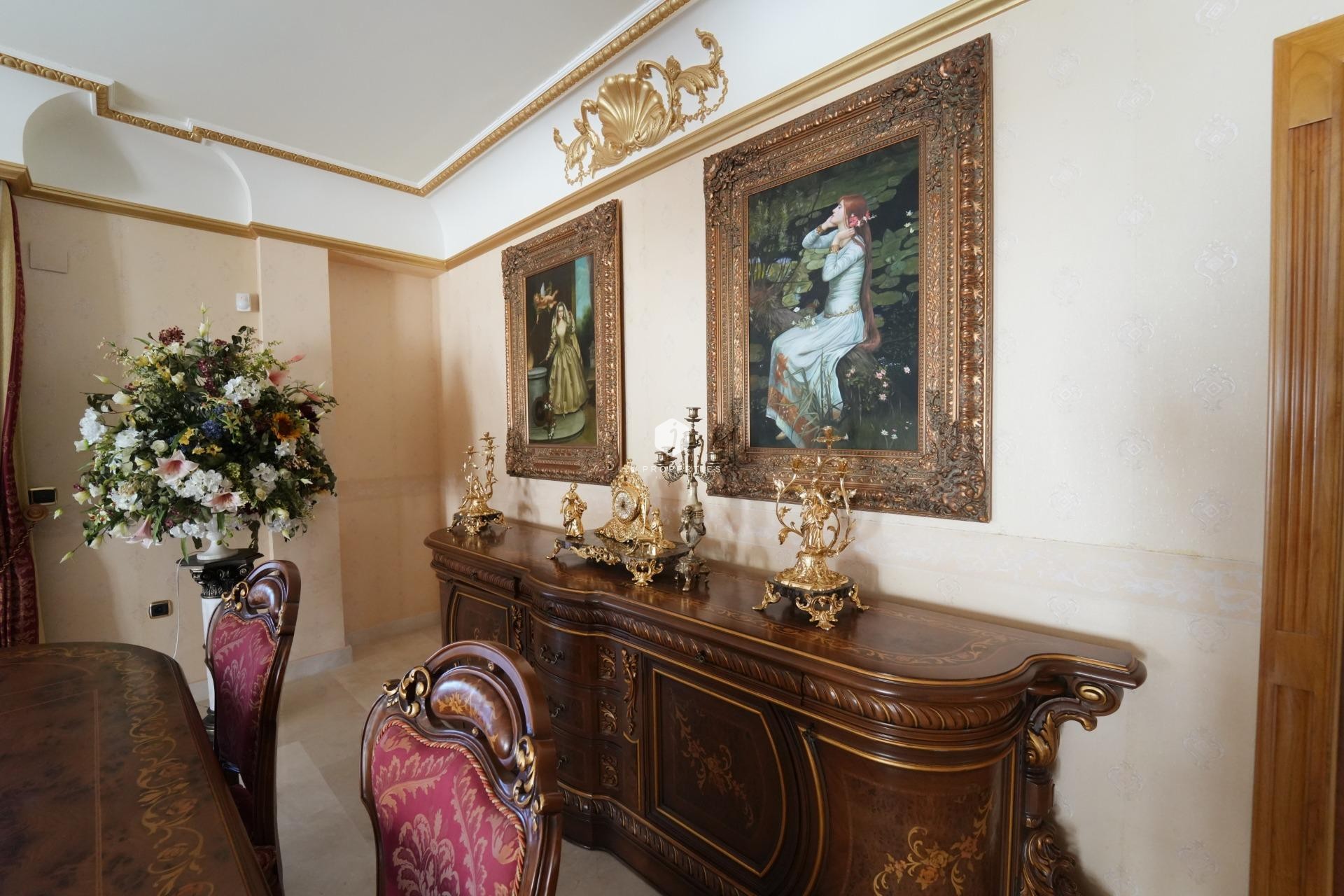 Z drugiej ręki - Villa -
Orihuela Costa - Campoamor