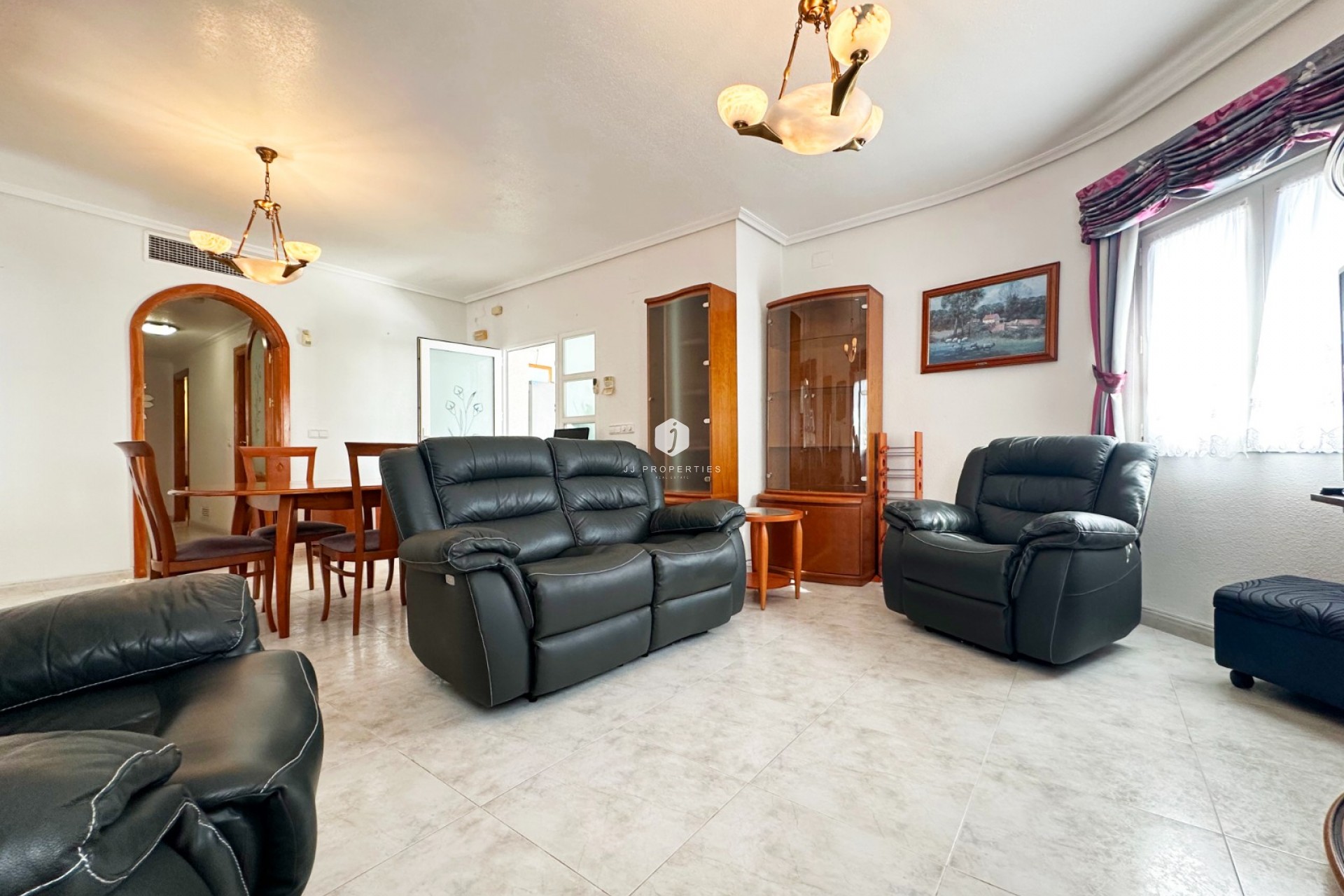 Z drugiej ręki - Villa -
Orihuela Costa - Costa Blanca