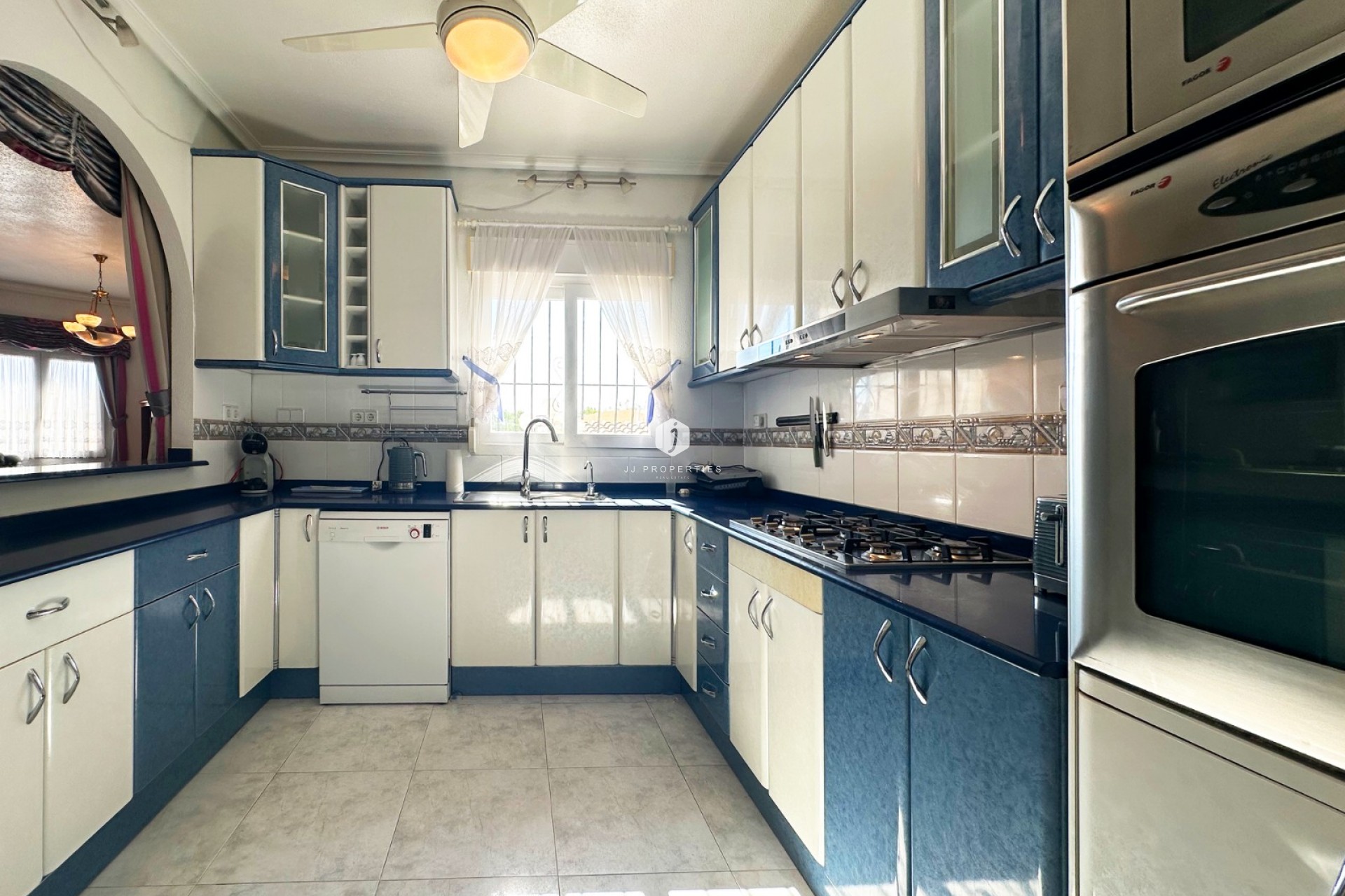 Z drugiej ręki - Villa -
Orihuela Costa - Costa Blanca