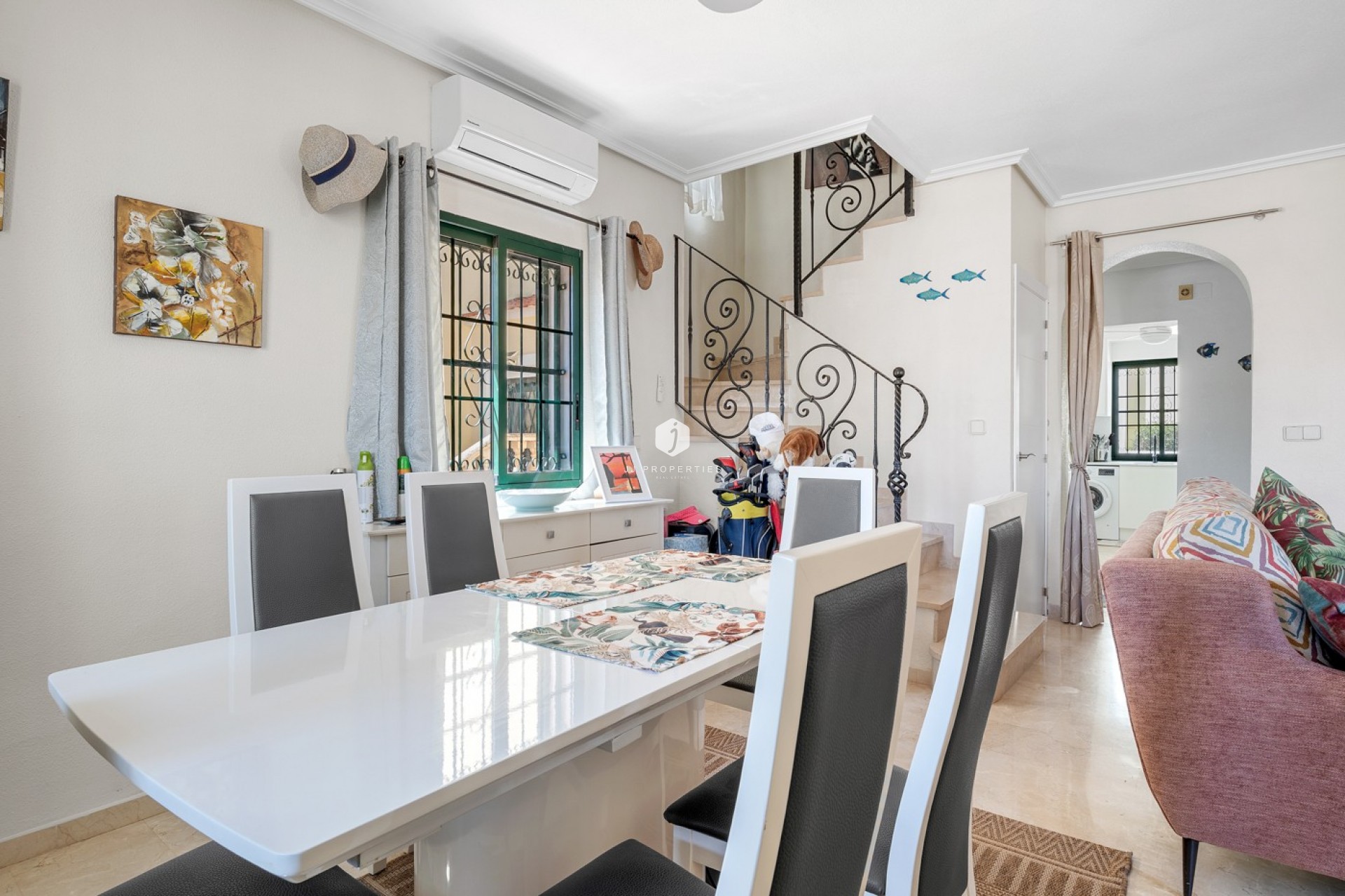 Z drugiej ręki - Villa -
Orihuela Costa - Costa Blanca