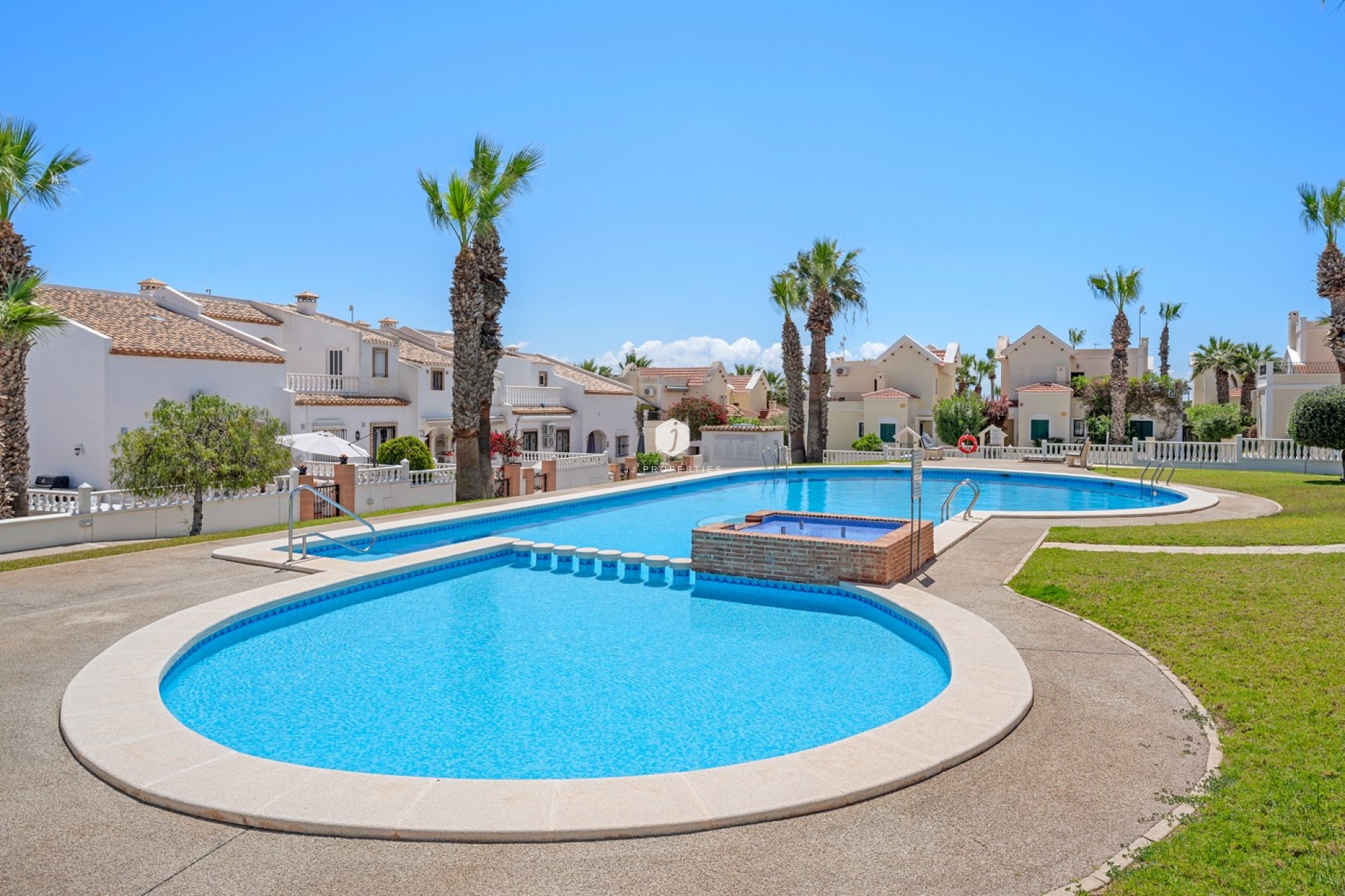 Z drugiej ręki - Villa -
Orihuela Costa - Costa Blanca