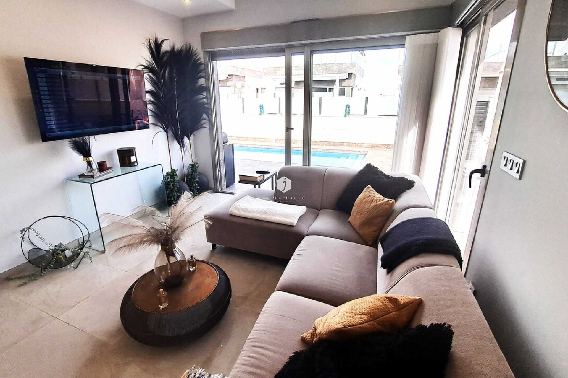 Z drugiej ręki - Villa -
Orihuela Costa - Costa Blanca