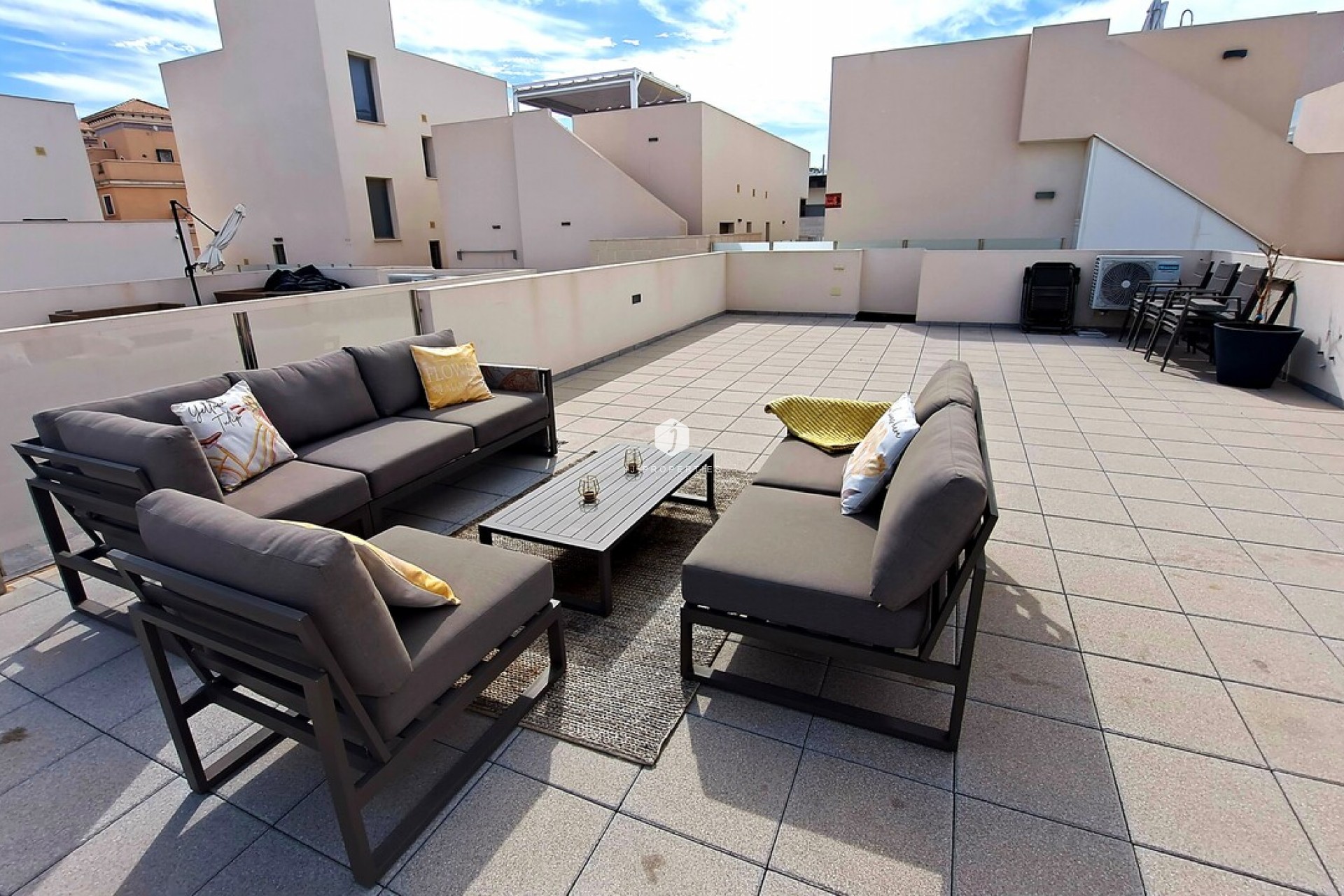 Z drugiej ręki - Villa -
Orihuela Costa - Costa Blanca