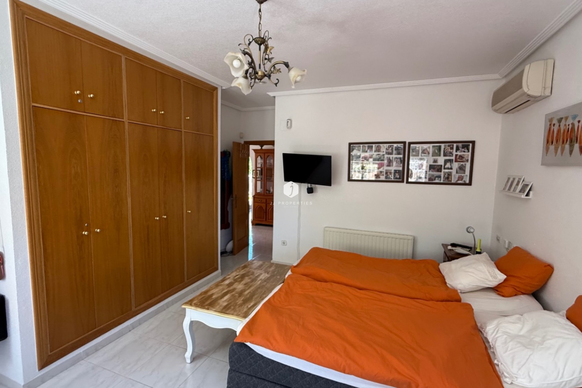 Z drugiej ręki - Villa -
Orihuela Costa - Costa Blanca