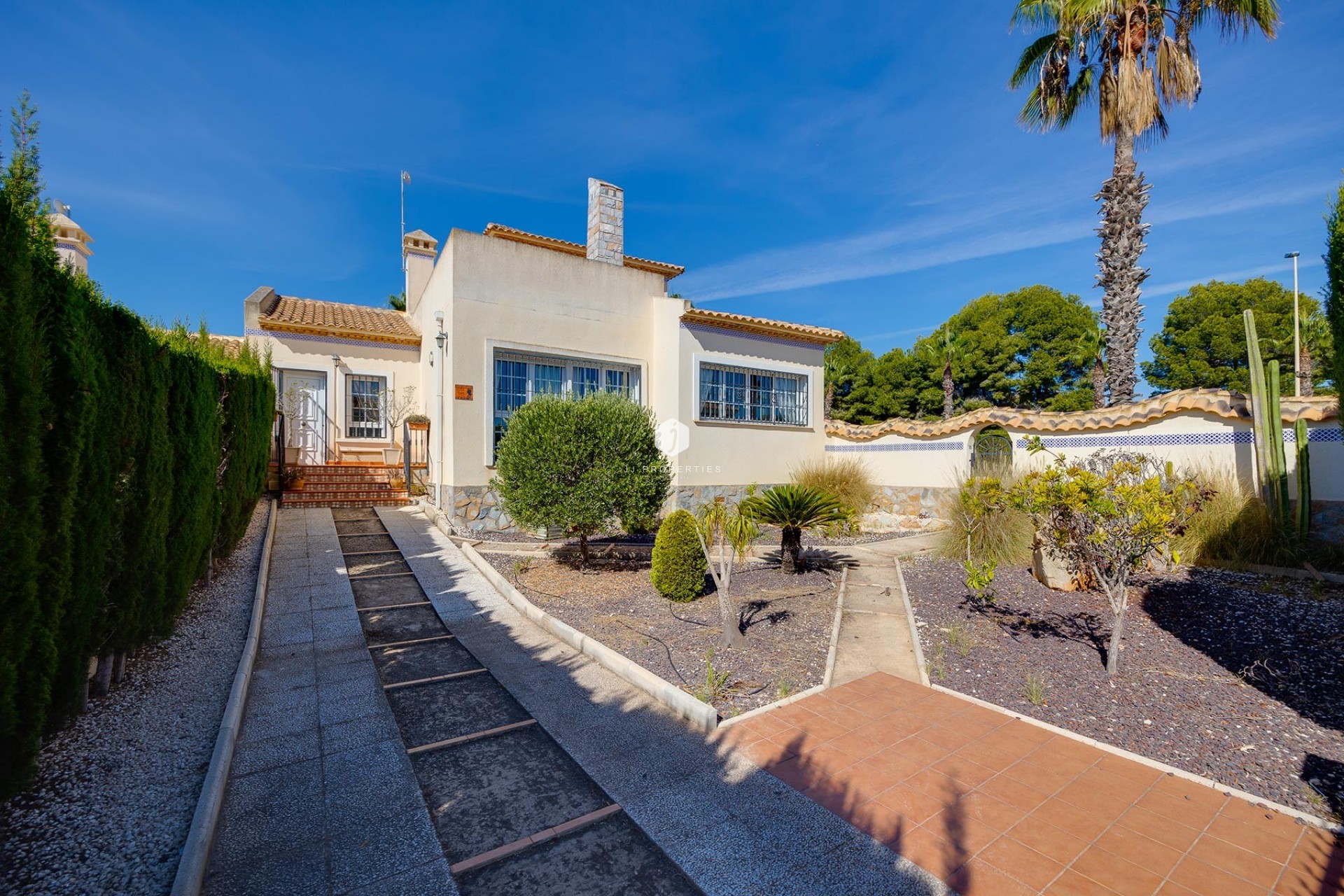 Z drugiej ręki - Villa -
Orihuela Costa - Costa Blanca