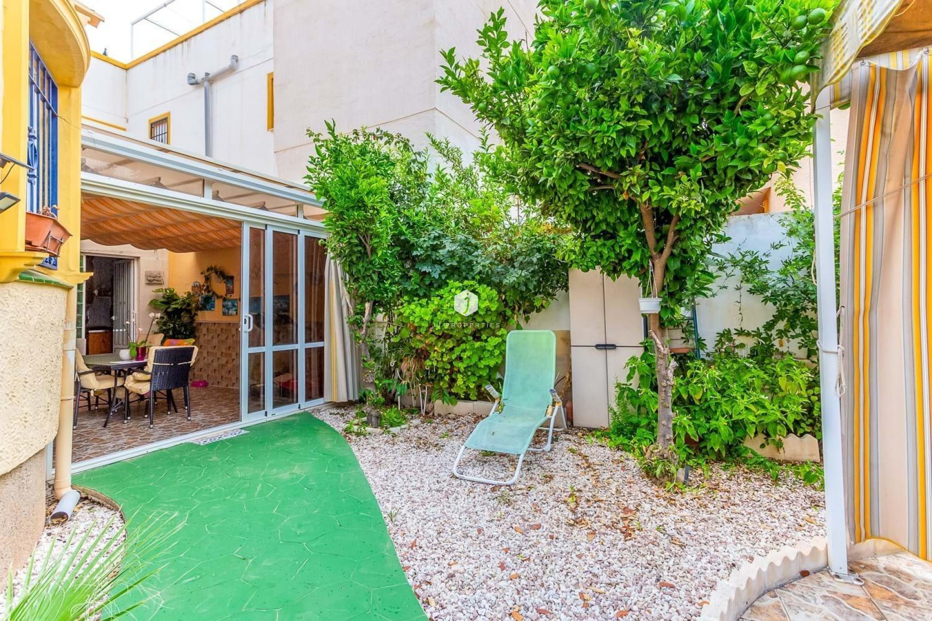 Z drugiej ręki - Villa -
Orihuela Costa - Costa Blanca