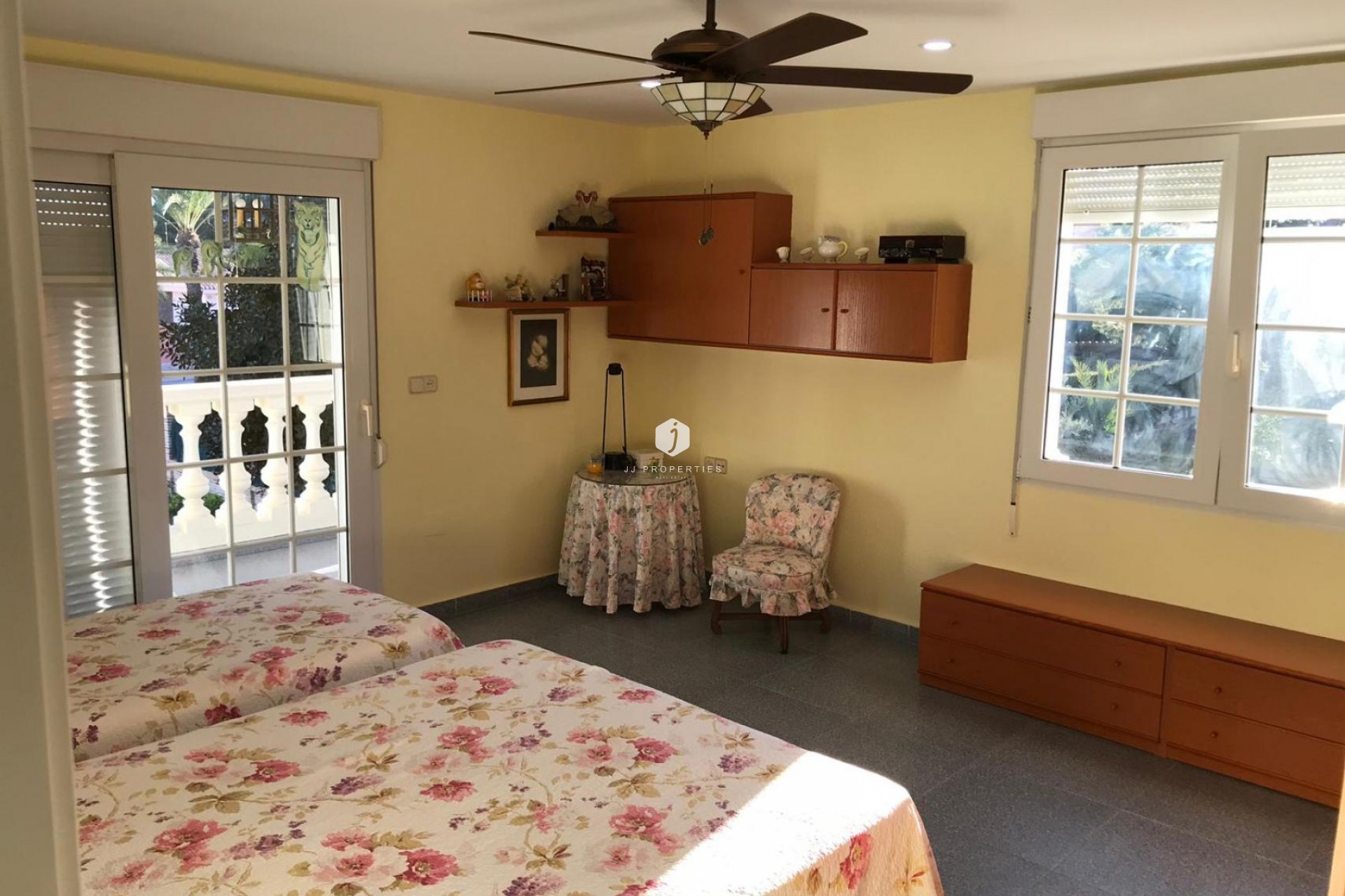 Z drugiej ręki - Villa -
Orihuela Costa - Costa Blanca