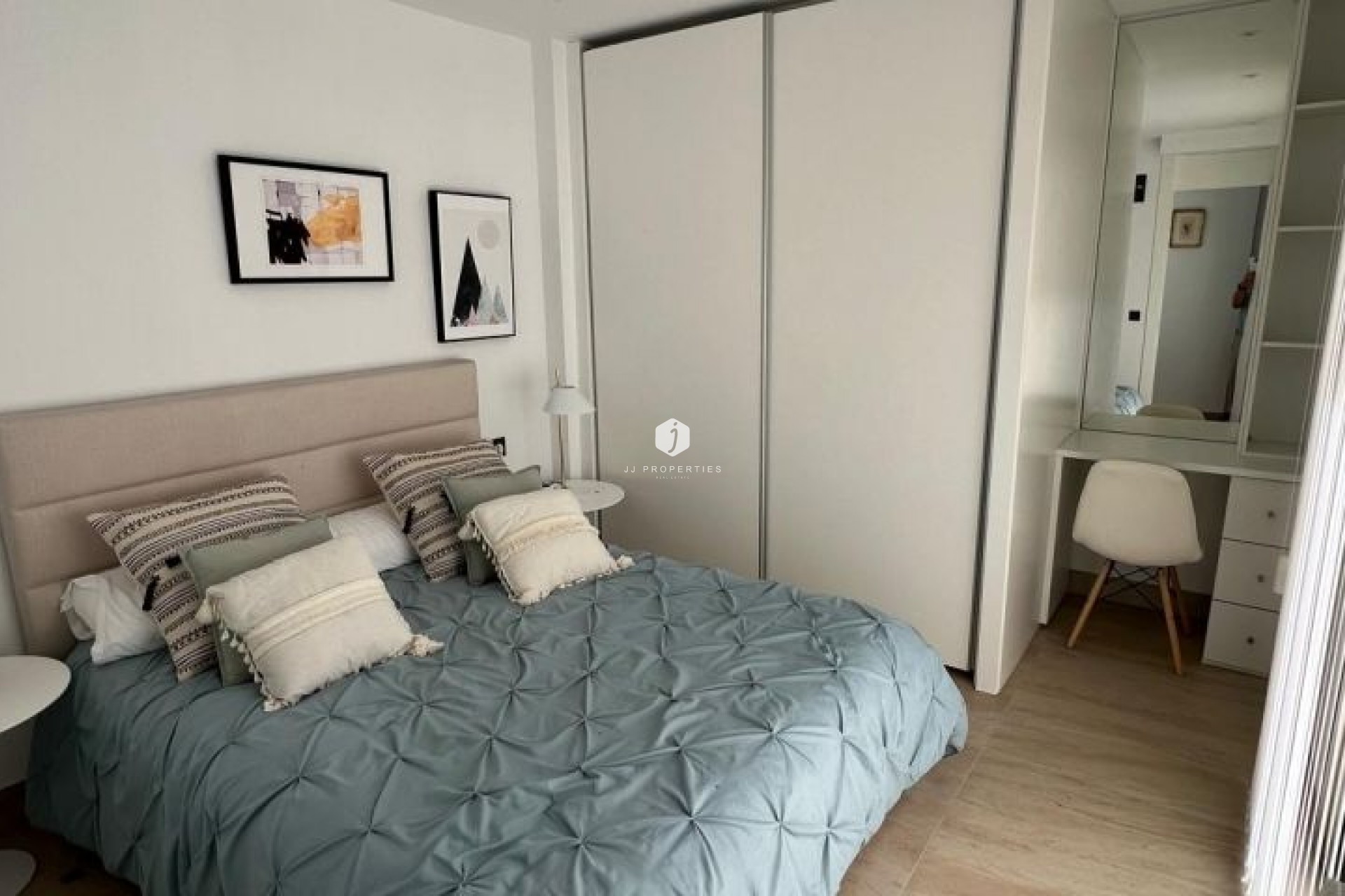 Z drugiej ręki - Villa -
Orihuela Costa - Costa Blanca