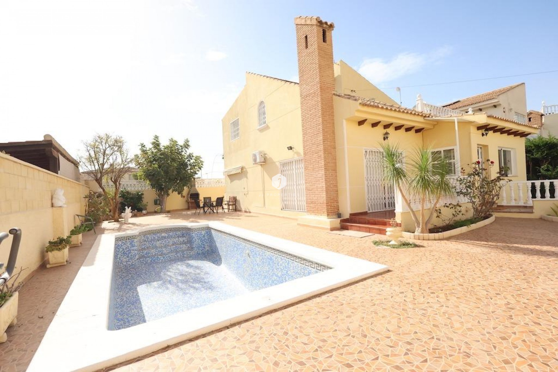 Z drugiej ręki - Villa -
Orihuela Costa - Costa Blanca