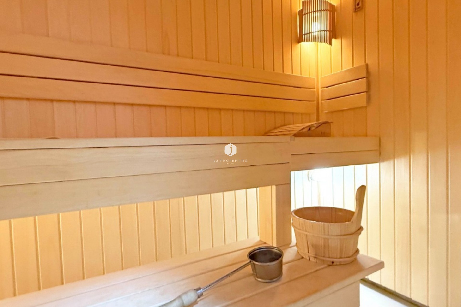 Z drugiej ręki - Villa -
Orihuela Costa - Costa Blanca