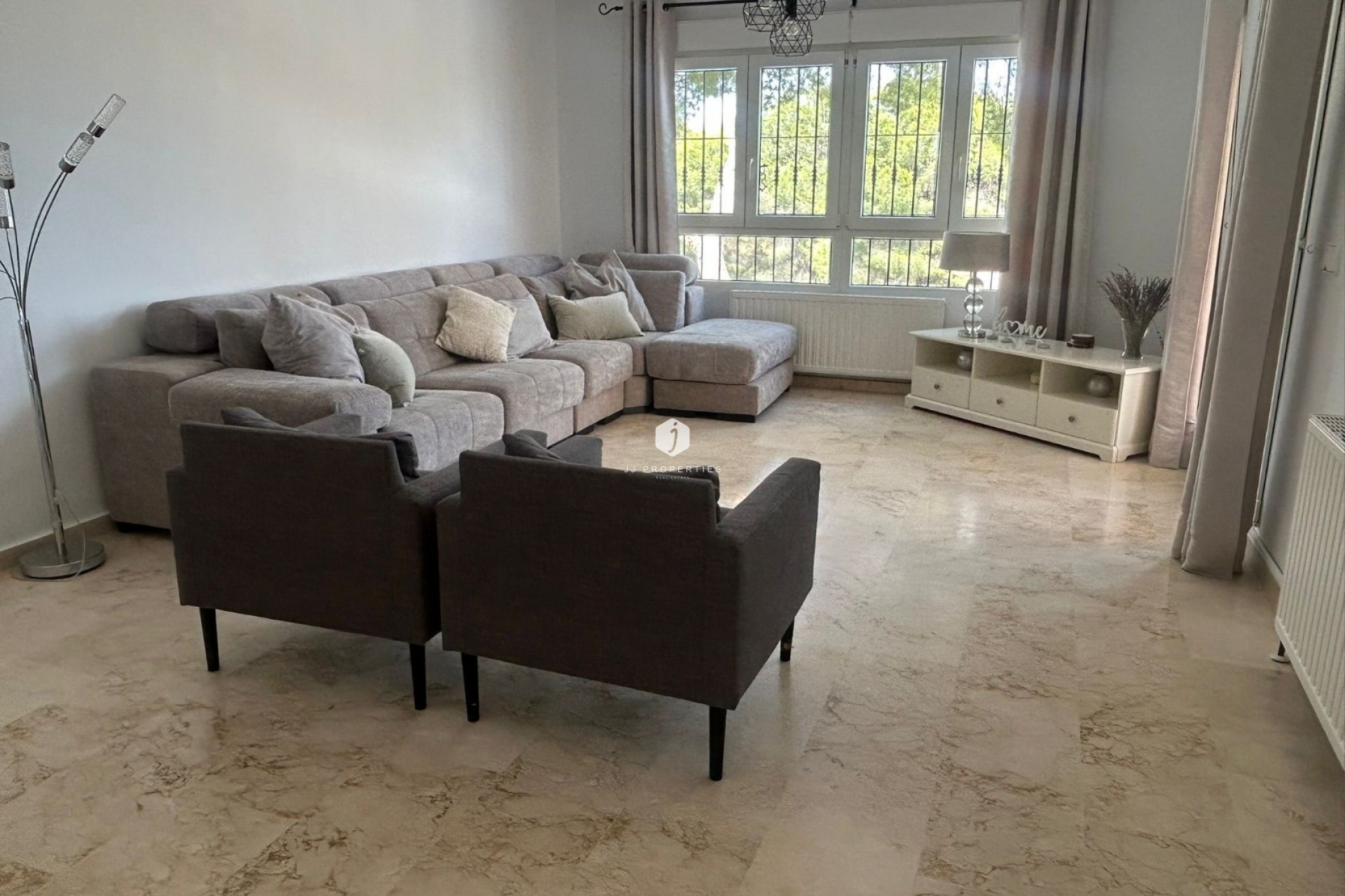 Z drugiej ręki - Villa -
Orihuela Costa - Costa Blanca