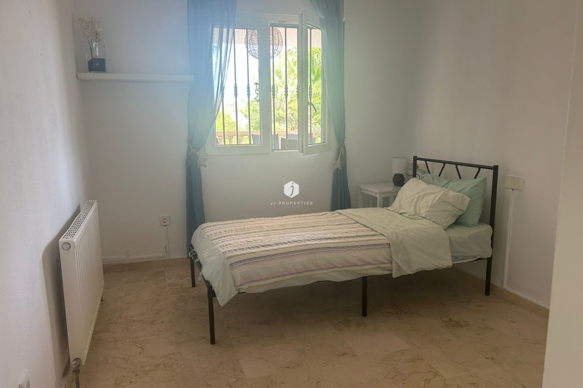 Z drugiej ręki - Villa -
Orihuela Costa - Costa Blanca