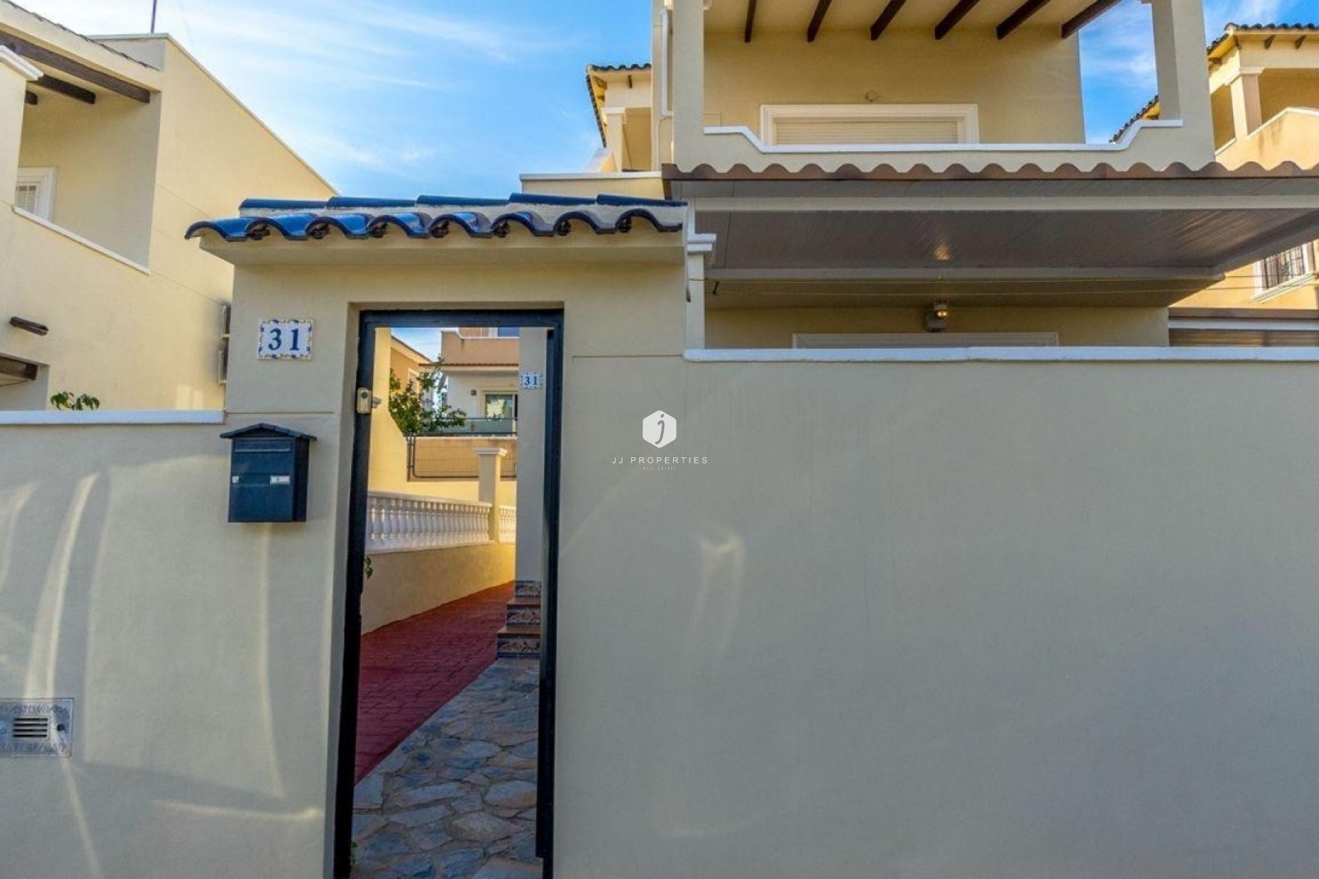 Z drugiej ręki - Villa -
Orihuela Costa - Costa Blanca