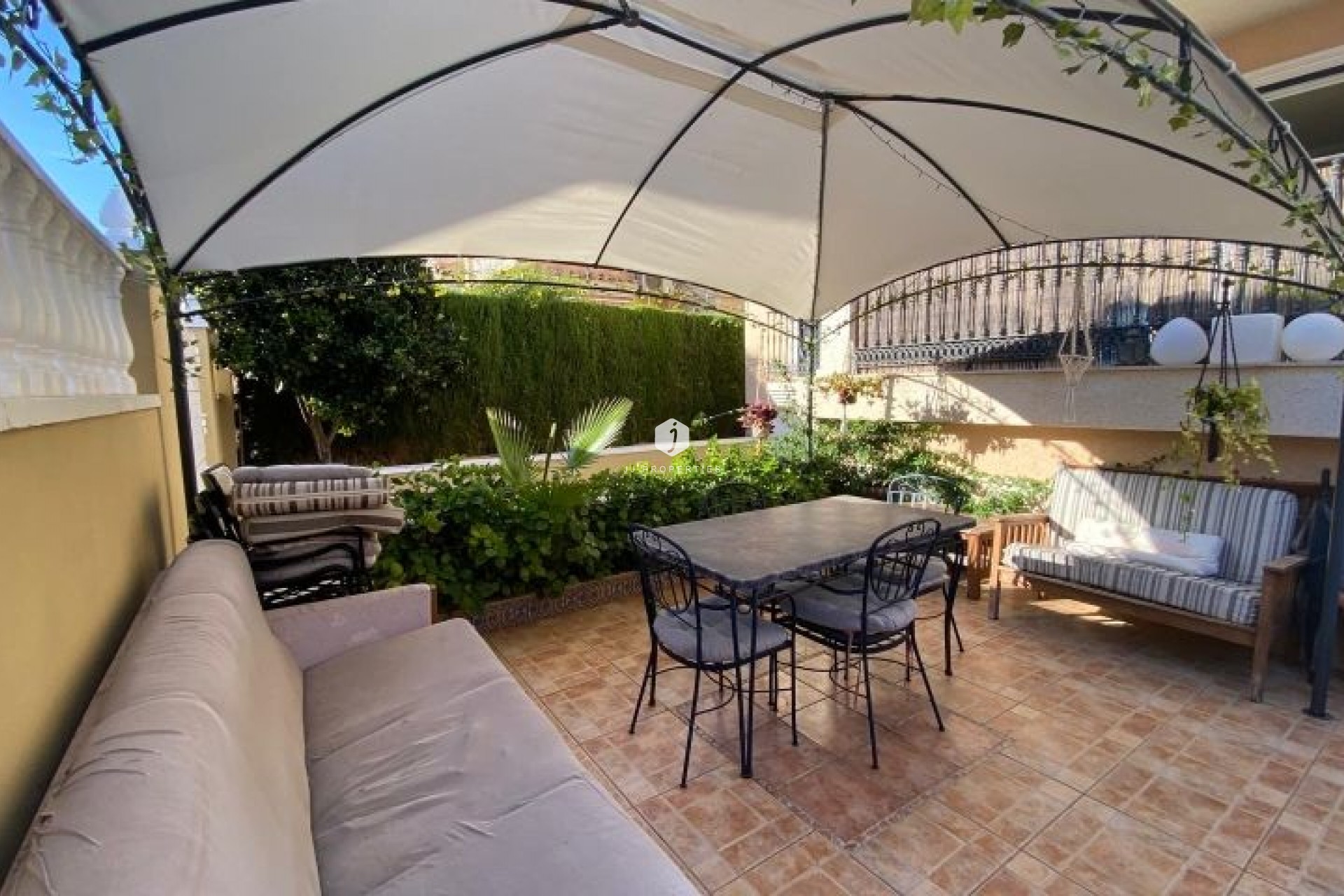 Z drugiej ręki - Villa -
Orihuela Costa - Costa Blanca