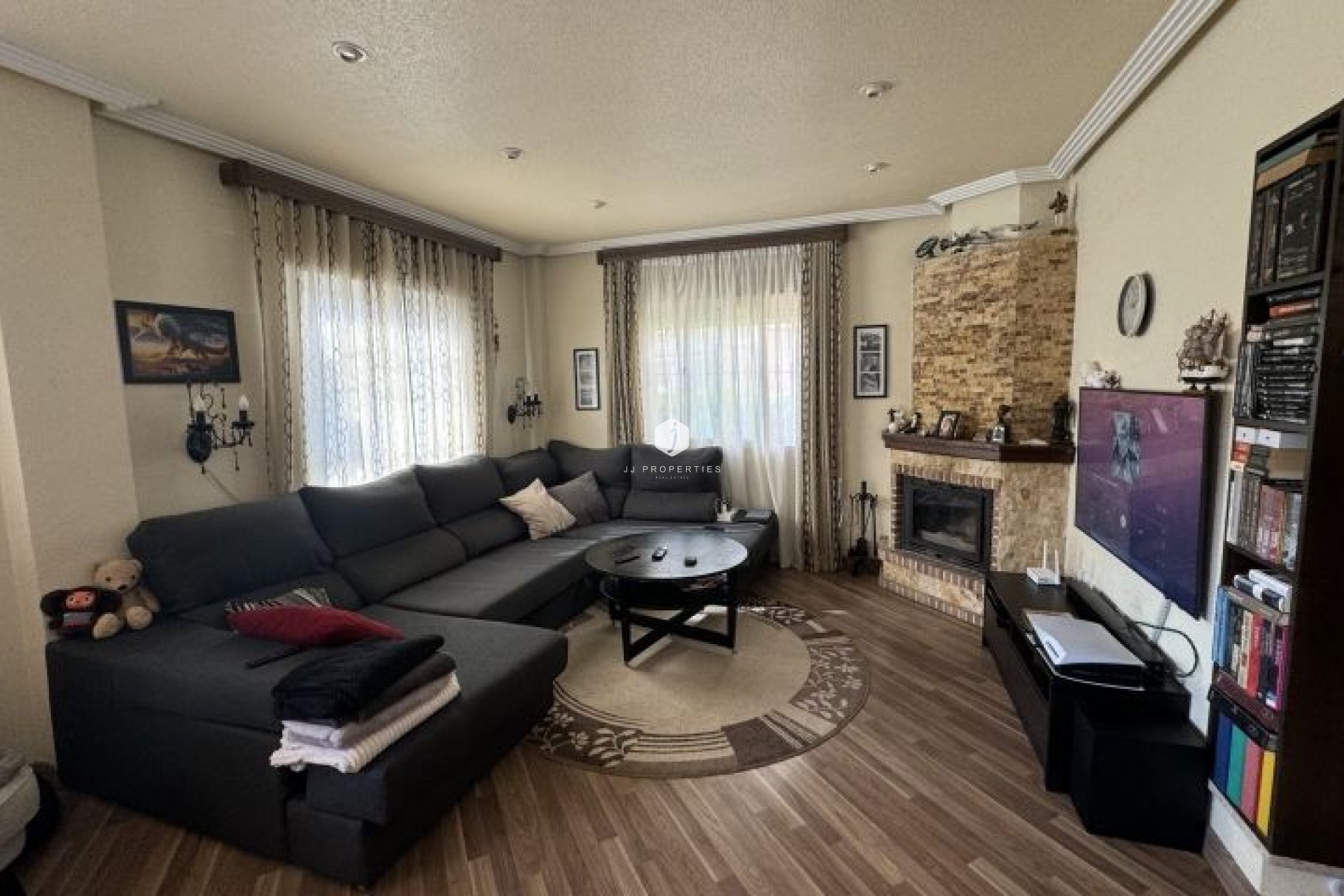 Z drugiej ręki - Villa -
Orihuela Costa - Costa Blanca