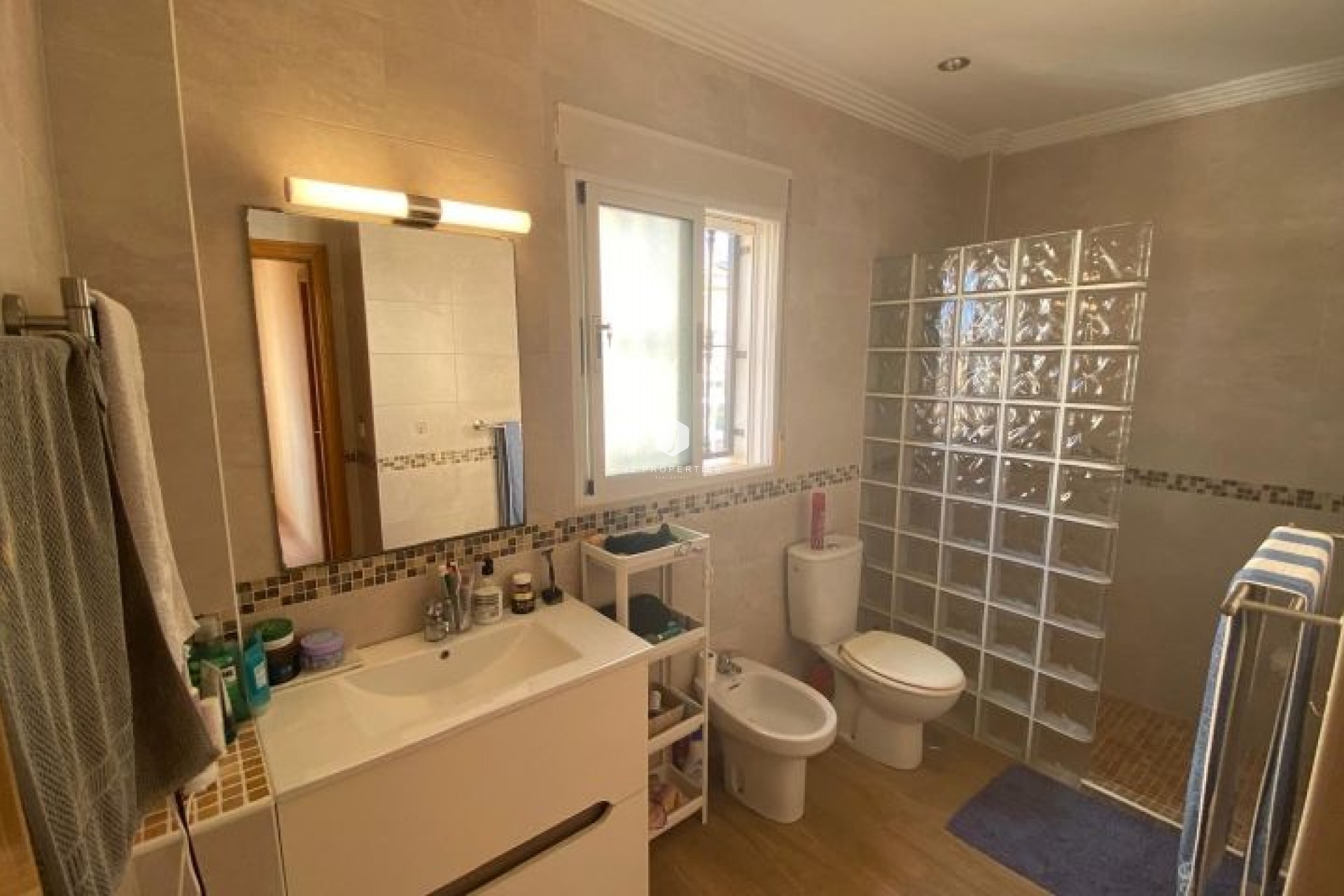 Z drugiej ręki - Villa -
Orihuela Costa - Costa Blanca