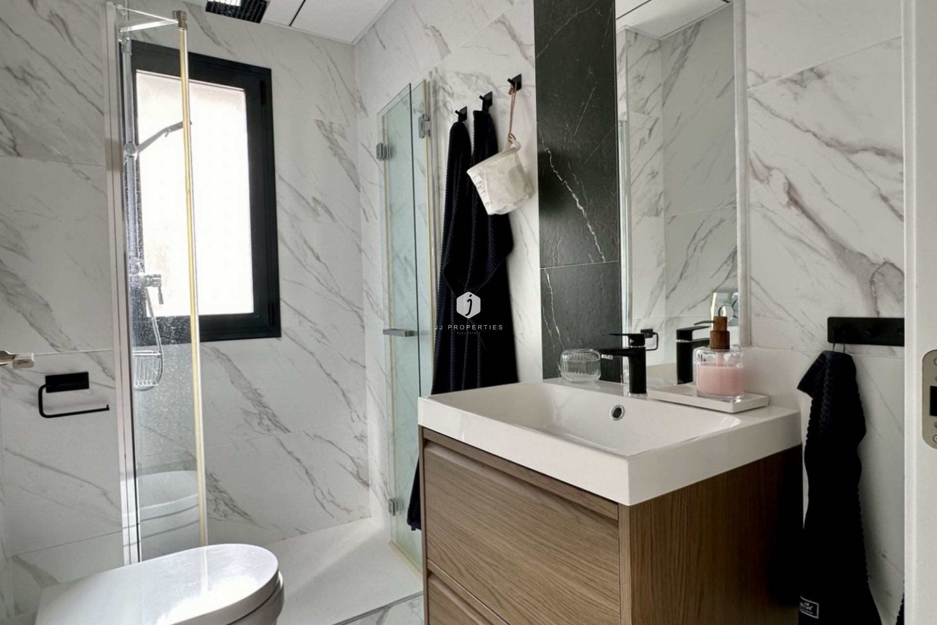 Z drugiej ręki - Villa -
Orihuela Costa - Costa Blanca