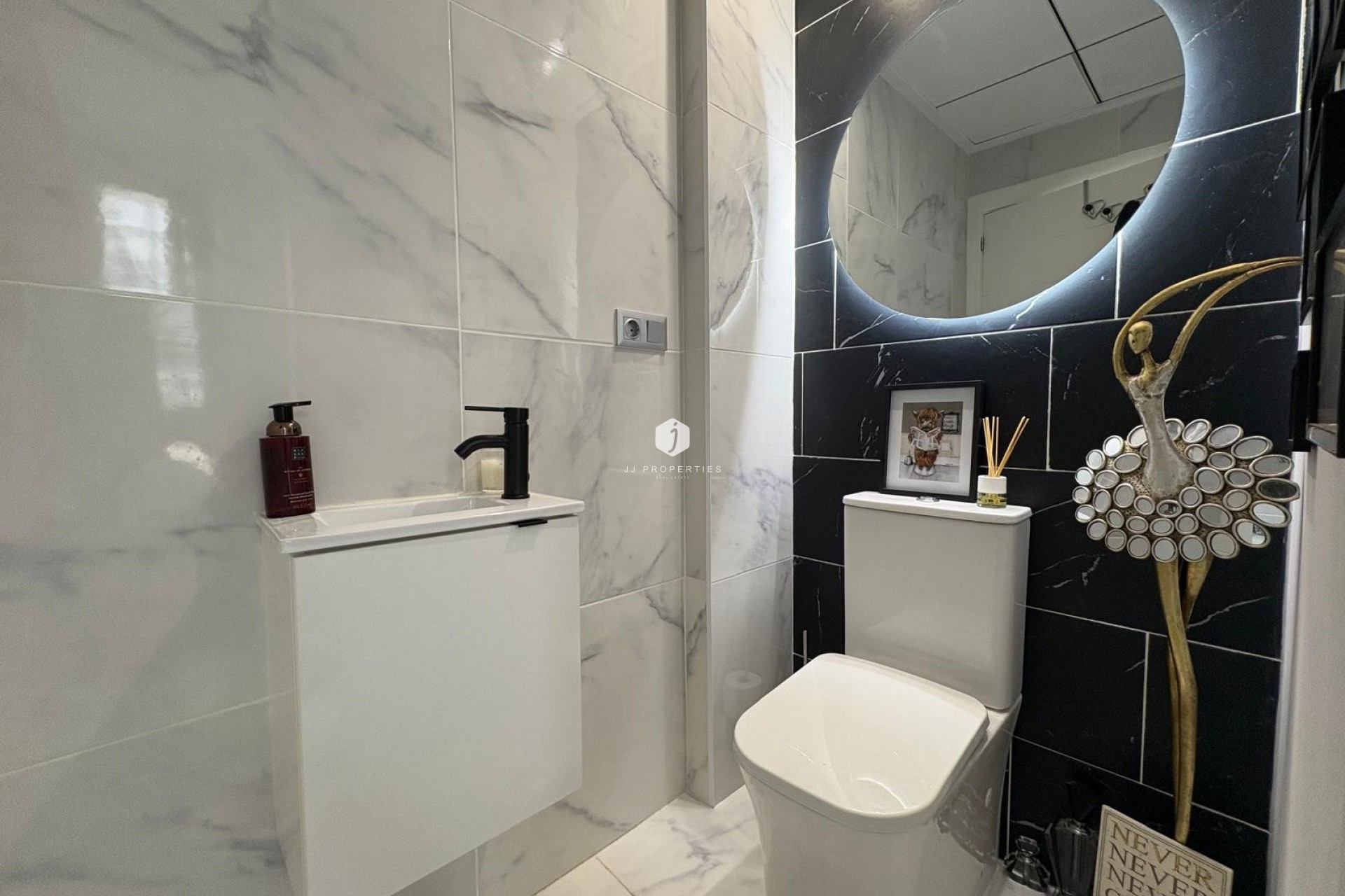 Z drugiej ręki - Villa -
Orihuela Costa - Costa Blanca