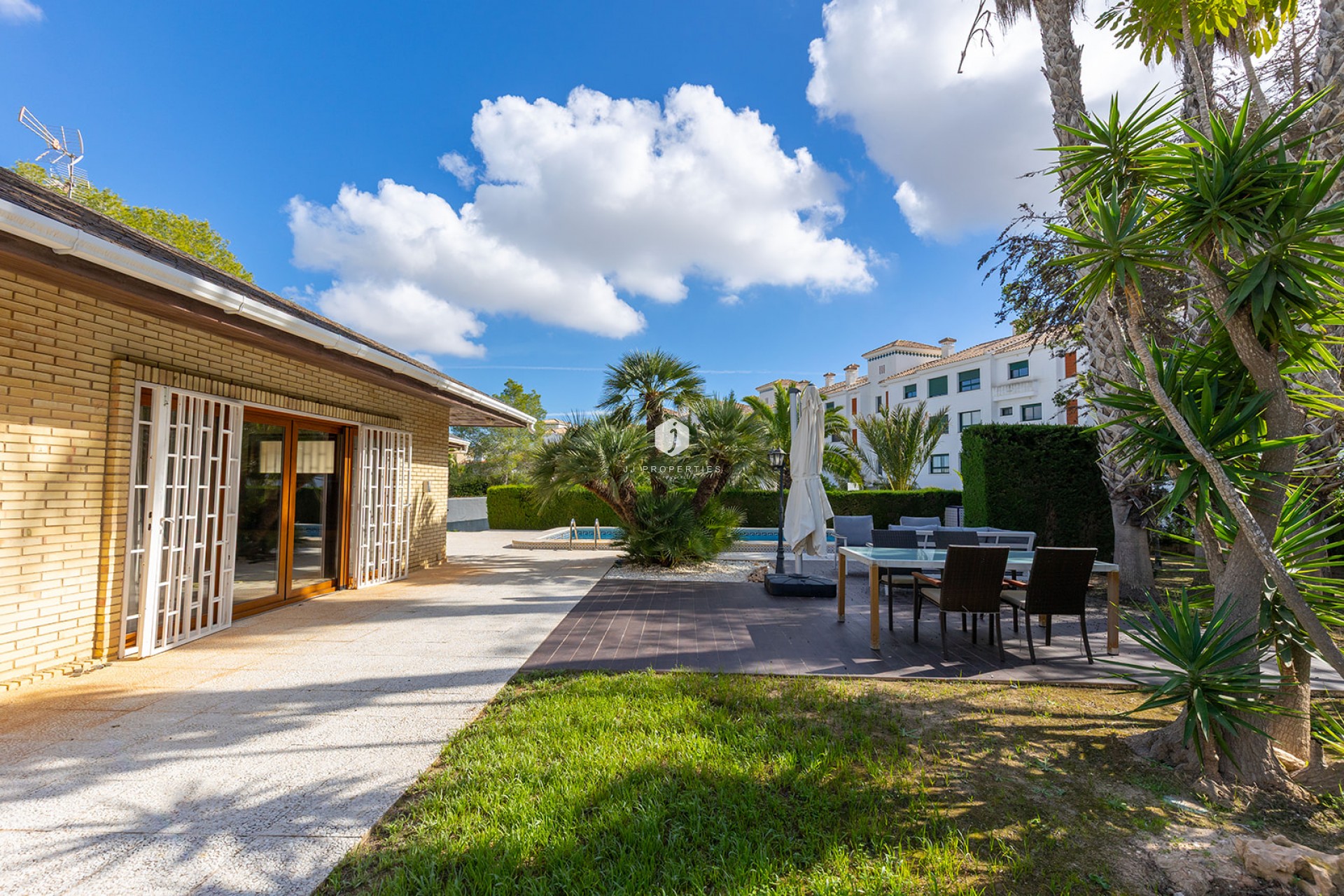 Z drugiej ręki - Villa -
Orihuela Costa - Costa Blanca